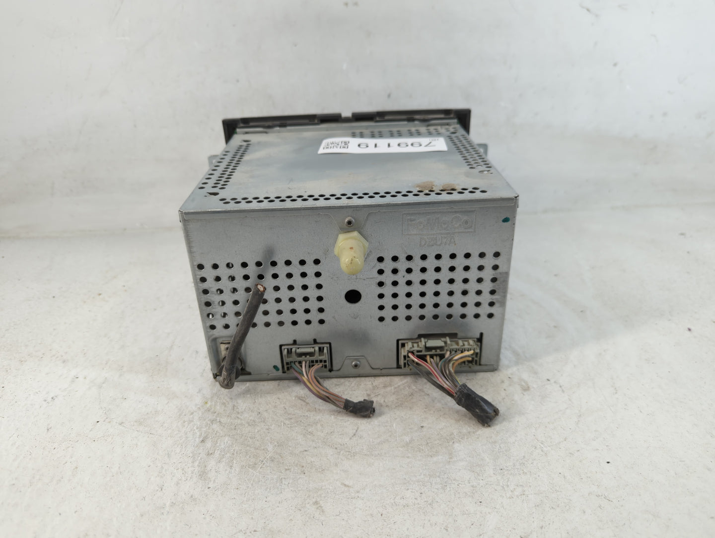 2009 Ford Expedition Radio AM FM Cd Player Receiver Replacement P/N:9L1T-18C869-CB Fits OEM Used Auto Parts - Oemusedautopar