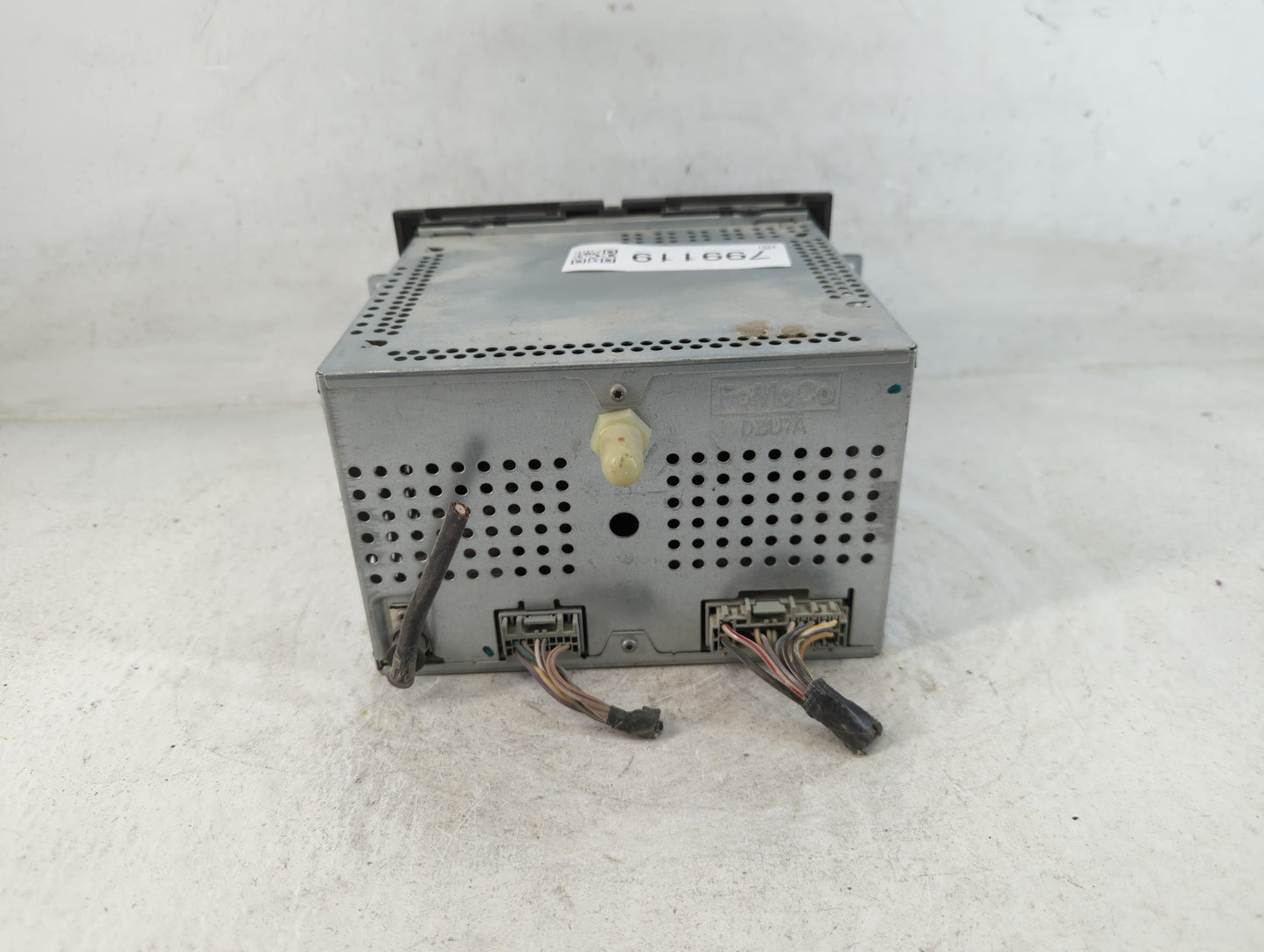 2009 Ford Expedition Radio AM FM Cd Player Receiver Replacement P/N:9L1T-18C869-CB Fits OEM Used Auto Parts - Oemusedautopar