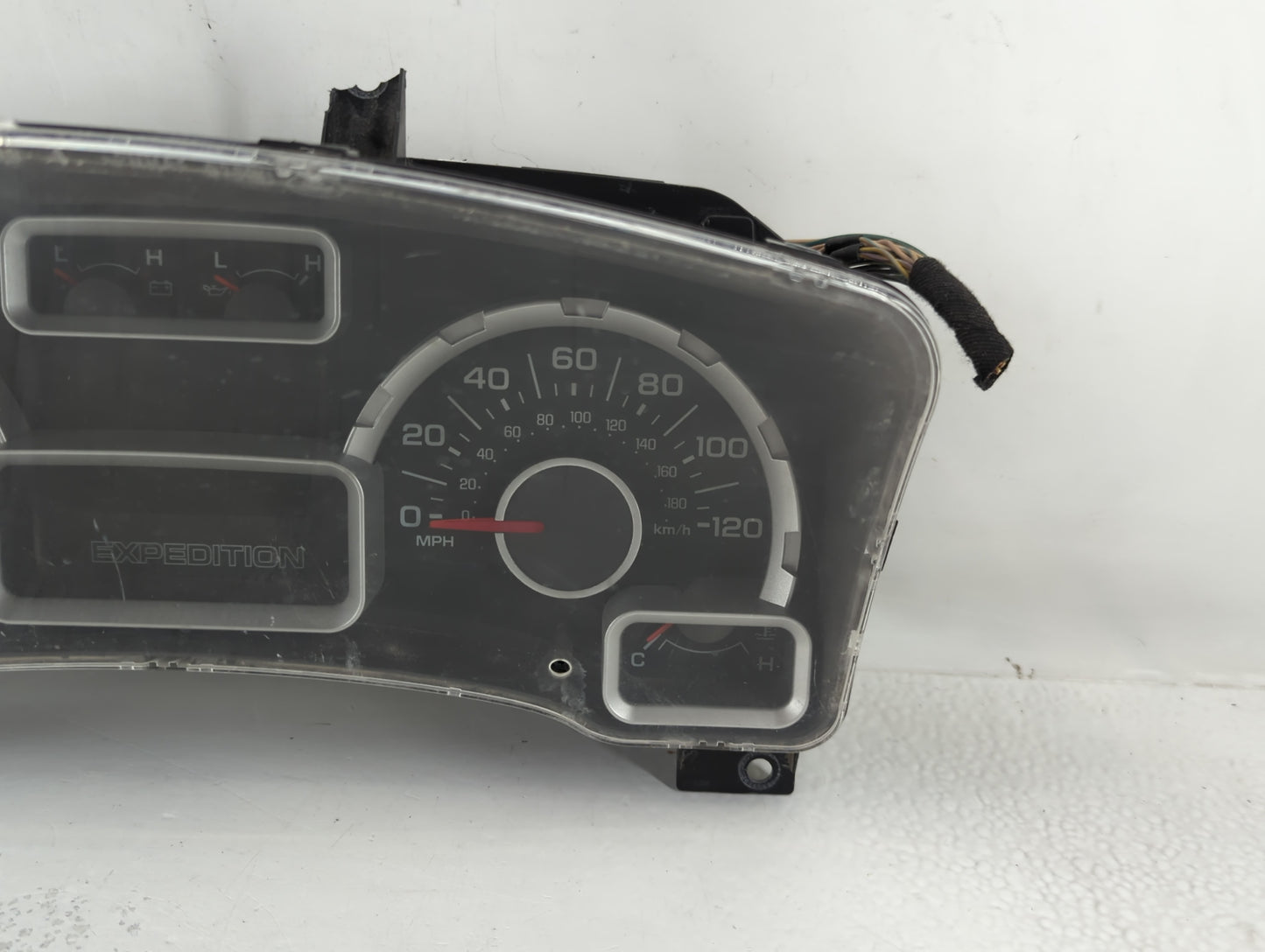 2009 Ford Expedition Instrument Cluster Speedometer Gauges P/N:R79DH 7L1T-10849 Fits OEM Used Auto Parts - Oemusedautoparts1