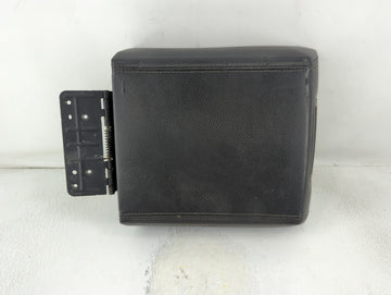 2009-2010 Ford Expedition Center Console Armrest Cover Lid P/N:VP7L1X780614 74 Fits Fits 2009 2010 OEM Used Auto Parts - Oem