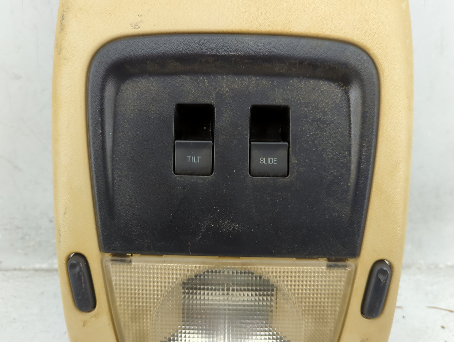2009 Ford Explorer Overhead Roof Console - Oemusedautoparts1.com