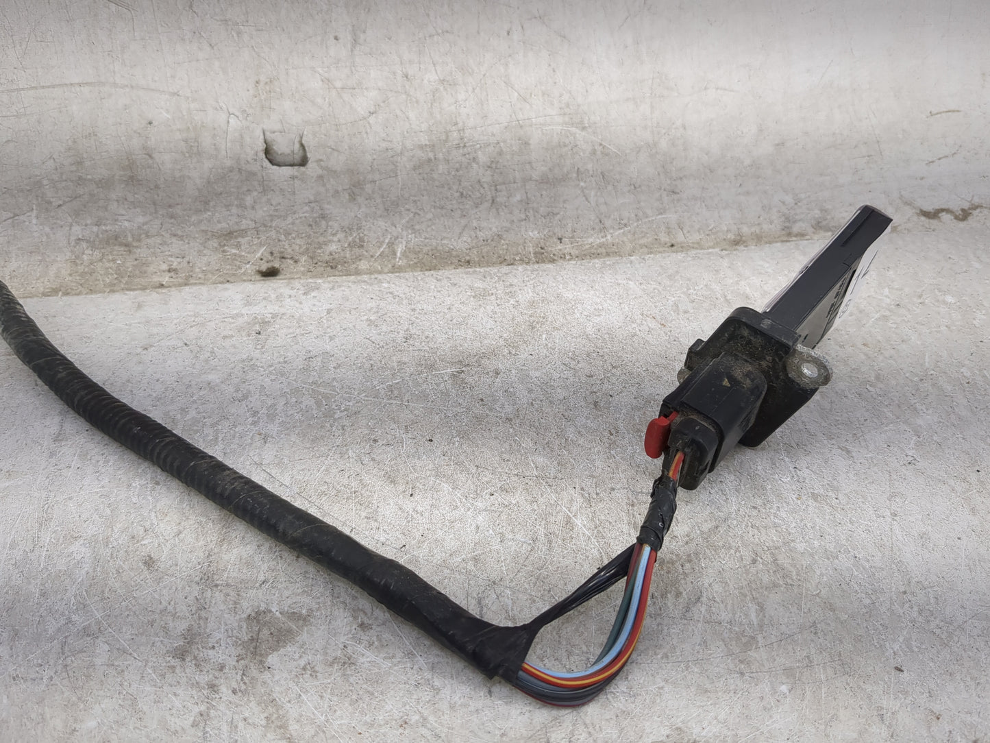 2004-2012 Ford Explorer Mass Air Flow Meter Maf - Oemusedautoparts1.com