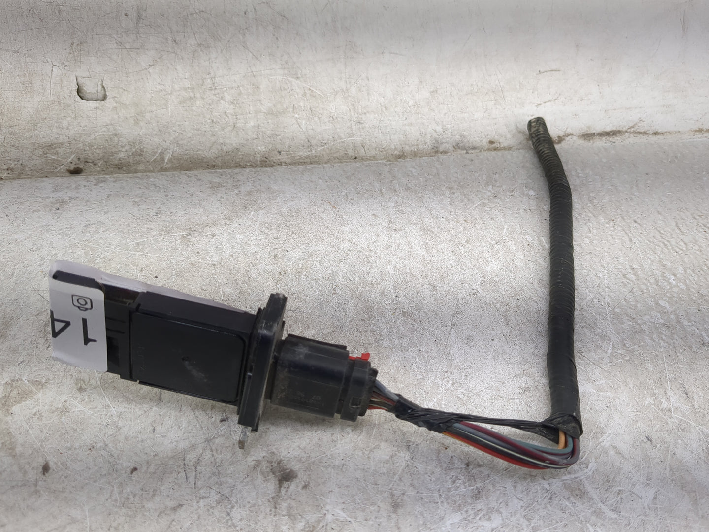 2004-2012 Ford Explorer Mass Air Flow Meter Maf - Oemusedautoparts1.com