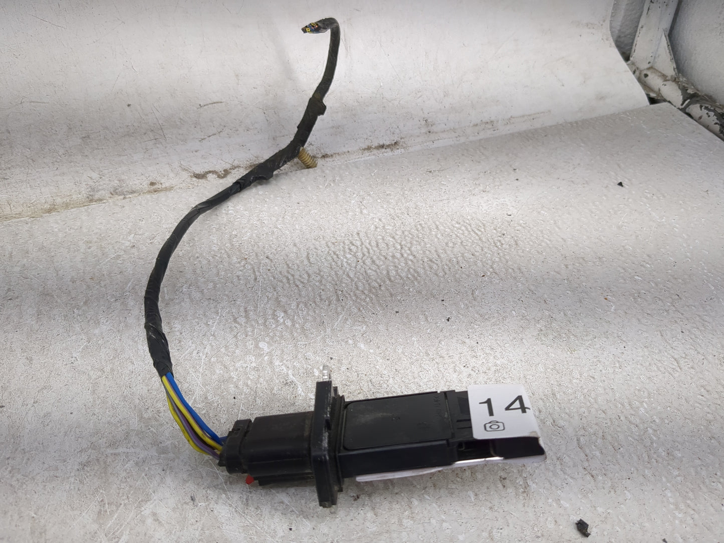 2004-2012 Ford Explorer Mass Air Flow Meter Maf - Oemusedautoparts1.com