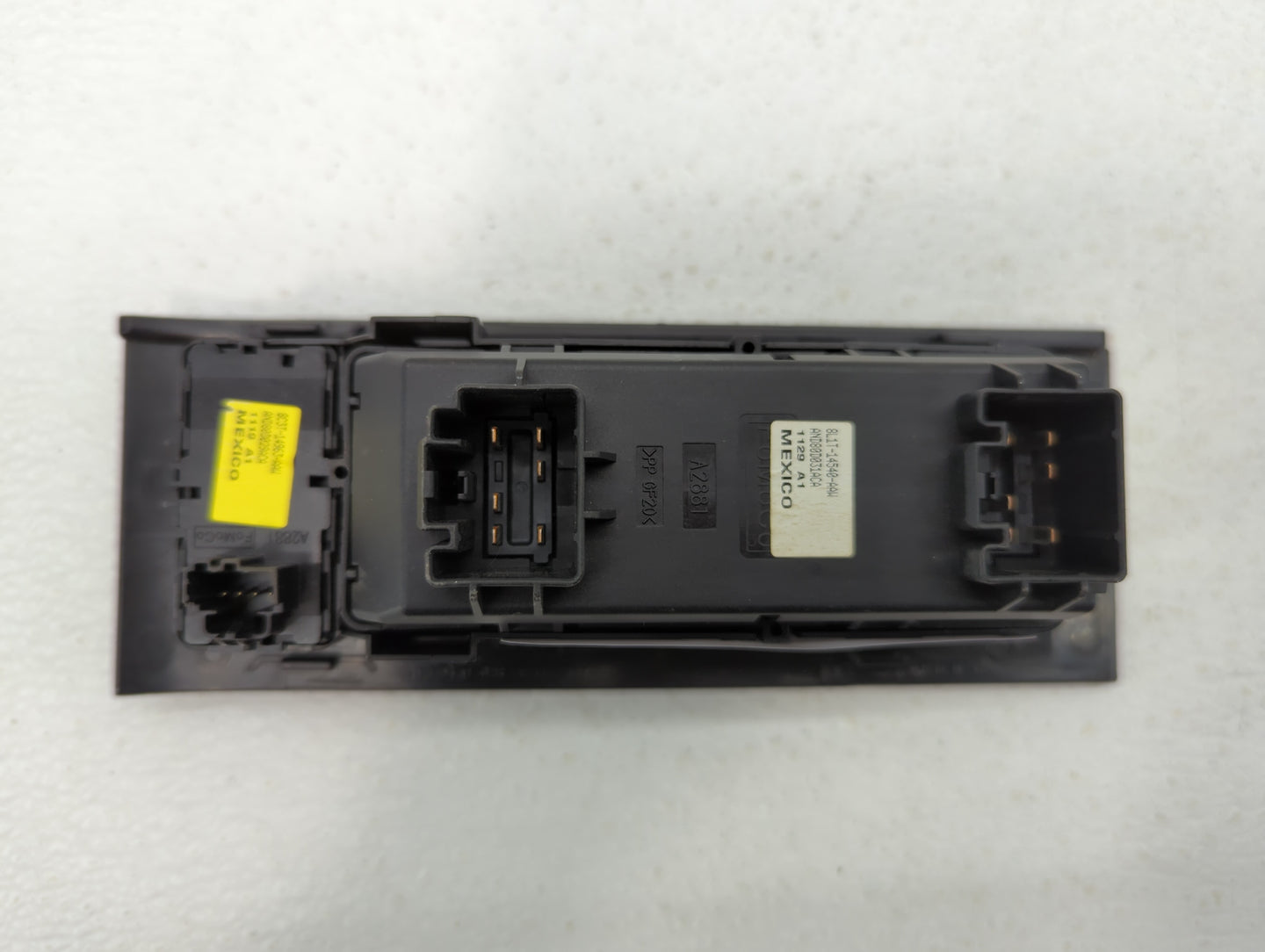 2008-2010 Ford Explorer Master Power Window Switch Replacement Driver Side Left P/N:8L1T-14540-AAW Fits OEM Used Auto Parts 