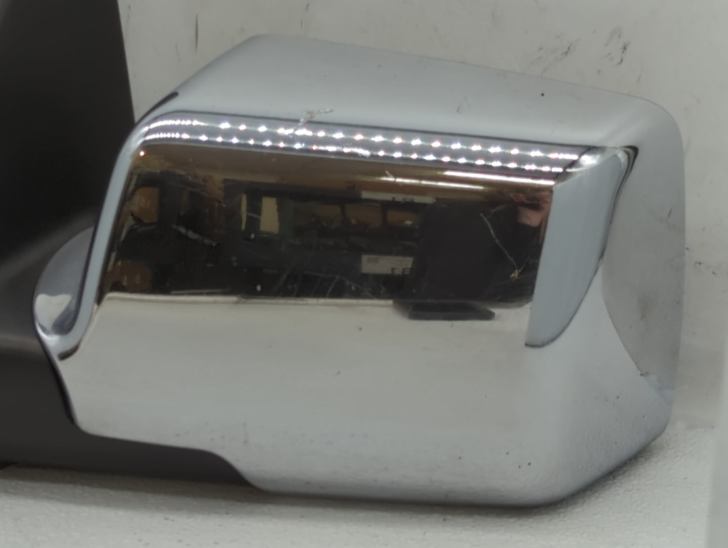 2006-2010 Ford Explorer Driver Left Side View Manual Door Mirror Chrome - Oemusedautoparts1.com
