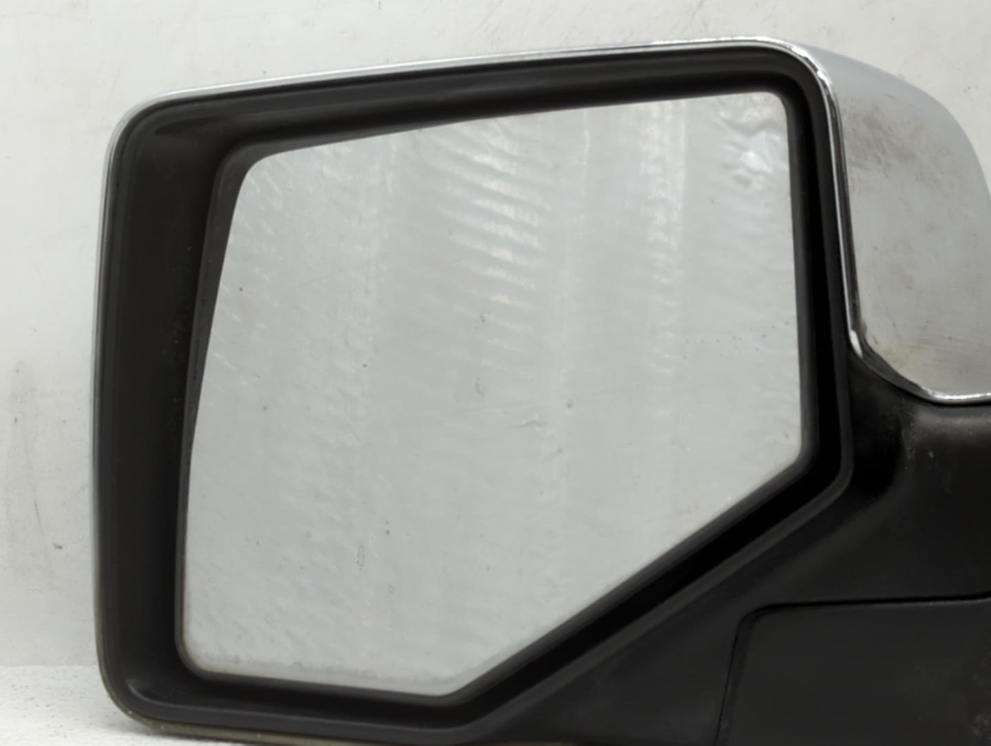 2006-2010 Ford Explorer Driver Left Side View Manual Door Mirror Chrome - Oemusedautoparts1.com