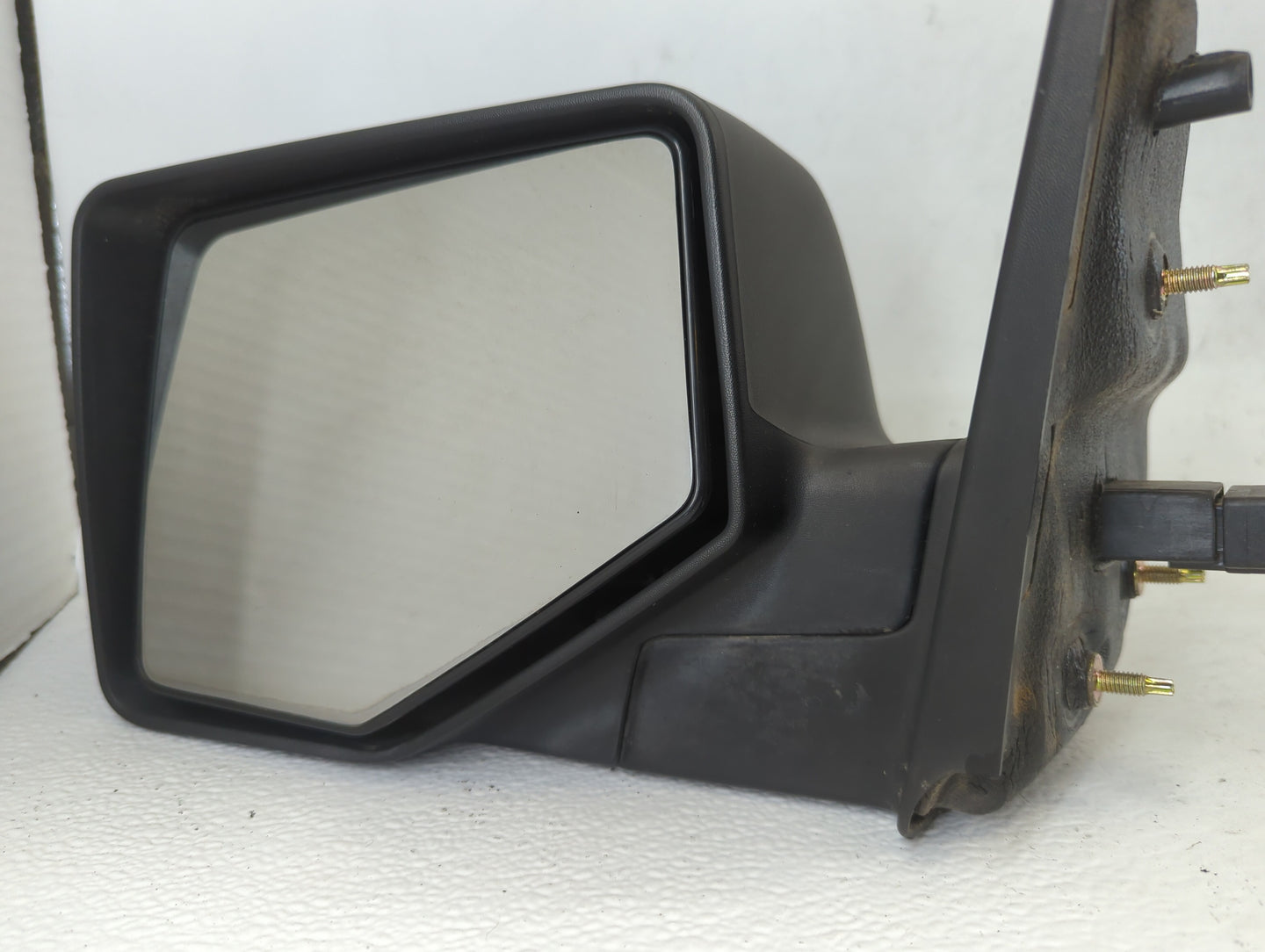 2006-2010 Ford Explorer Driver Side View Mirror - Left Door Mirror OEM Used - Oemusedautoparts1.com