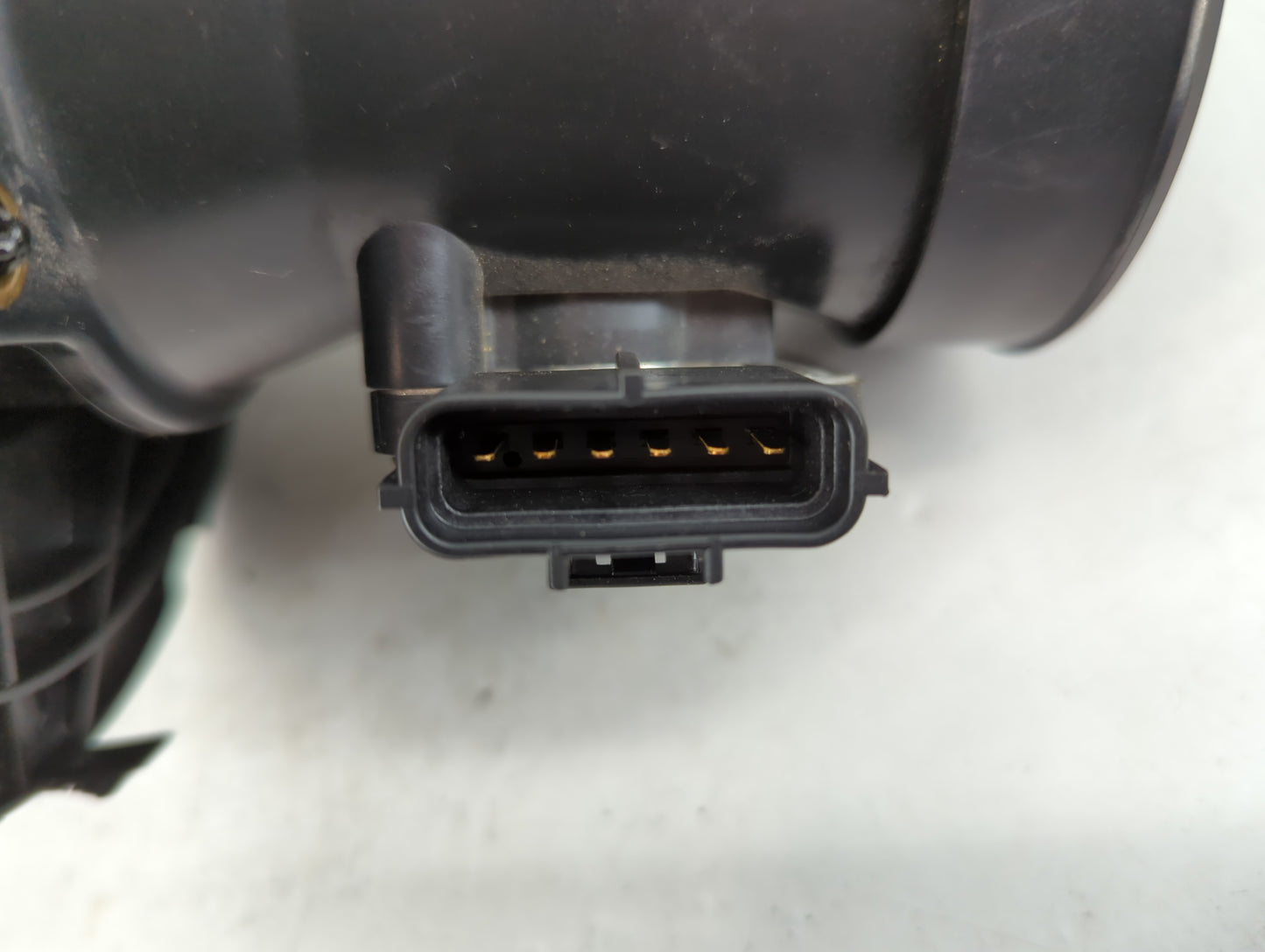 2004-2012 Ford Explorer Mass Air Flow Meter Maf - Oemusedautoparts1.com