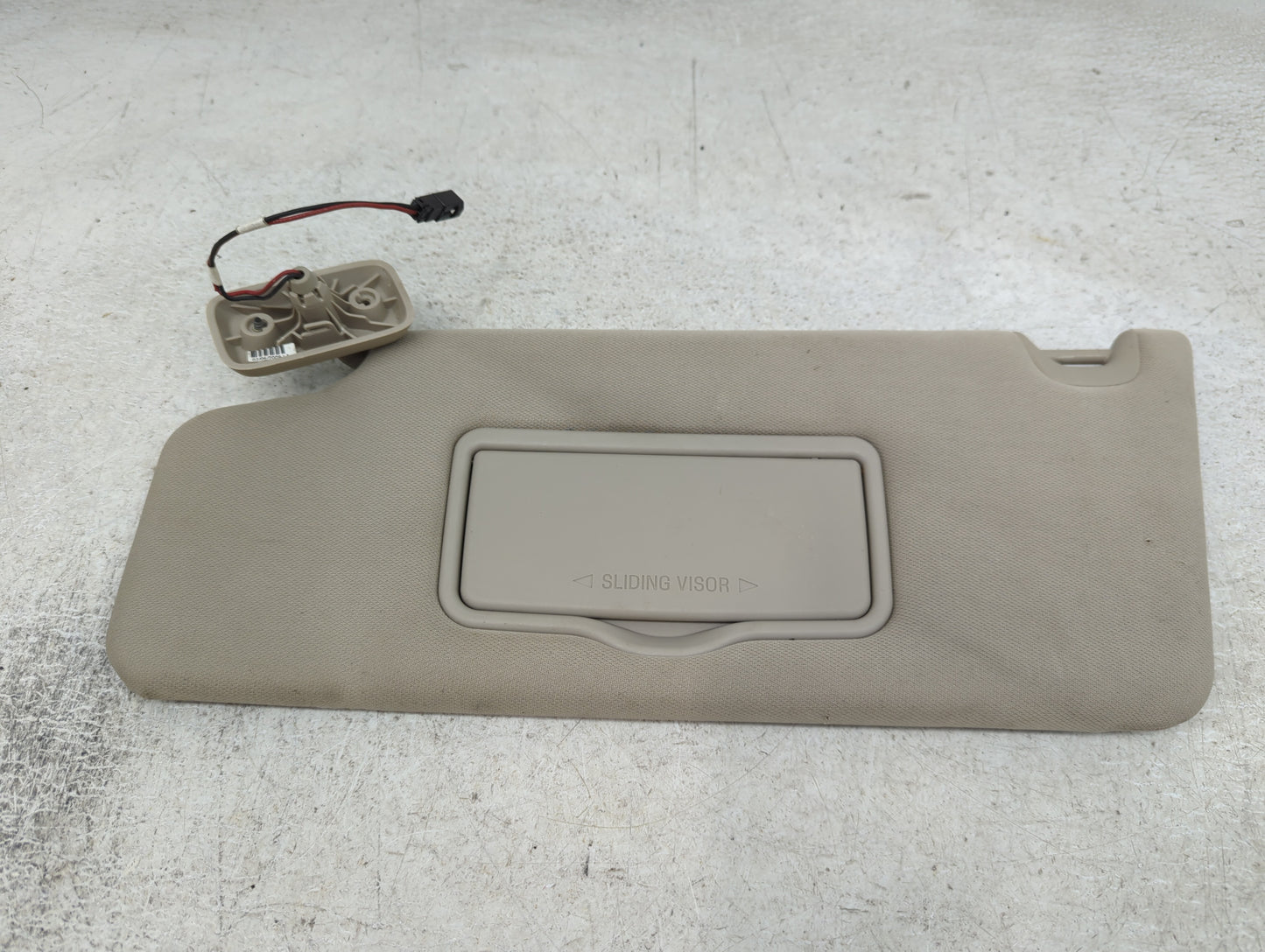 2009-2010 Ford F-150 Sun Visor Shade Replacement Driver Left Mirror Fits Fits 2009 2010 OEM Used Auto Parts - Oemusedautopar