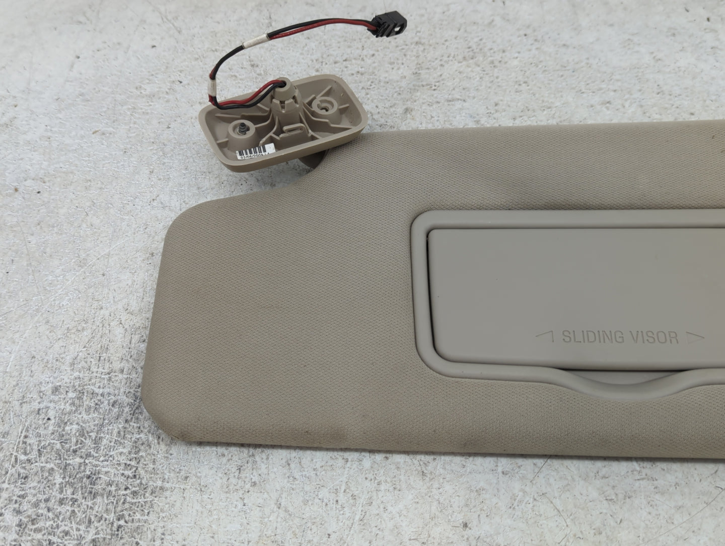 2009-2010 Ford F-150 Sun Visor Shade Replacement Driver Left Mirror Fits Fits 2009 2010 OEM Used Auto Parts - Oemusedautopar