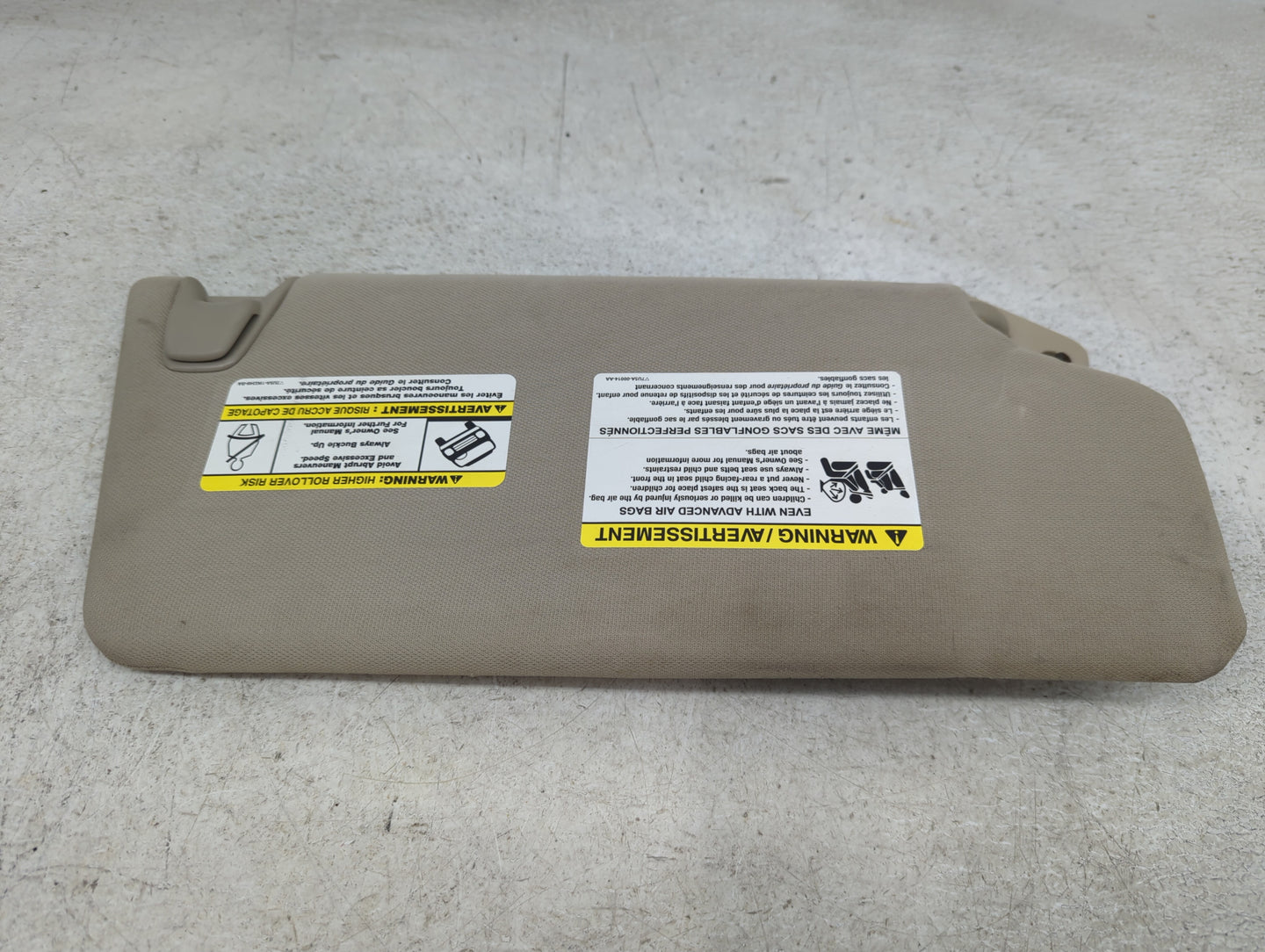 2009-2010 Ford F-150 Sun Visor Shade Replacement Driver Left Mirror Fits Fits 2009 2010 OEM Used Auto Parts - Oemusedautopar