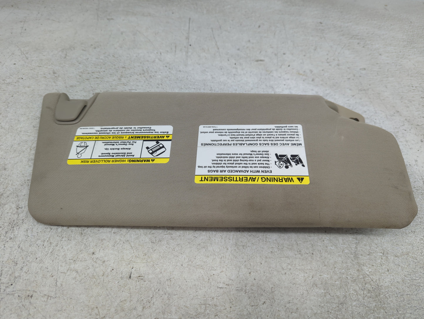 2009-2010 Ford F-150 Sun Visor Shade Replacement Driver Left Mirror Fits Fits 2009 2010 OEM Used Auto Parts - Oemusedautopar
