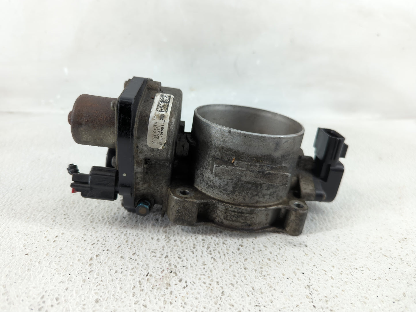 2004-2010 Ford F-150 Throttle Body P/N:VP3L3U-9N825-AG Fits Fits 2004 2005 2006 2007 2008 2009 2010 OEM Used Auto Parts - Oe