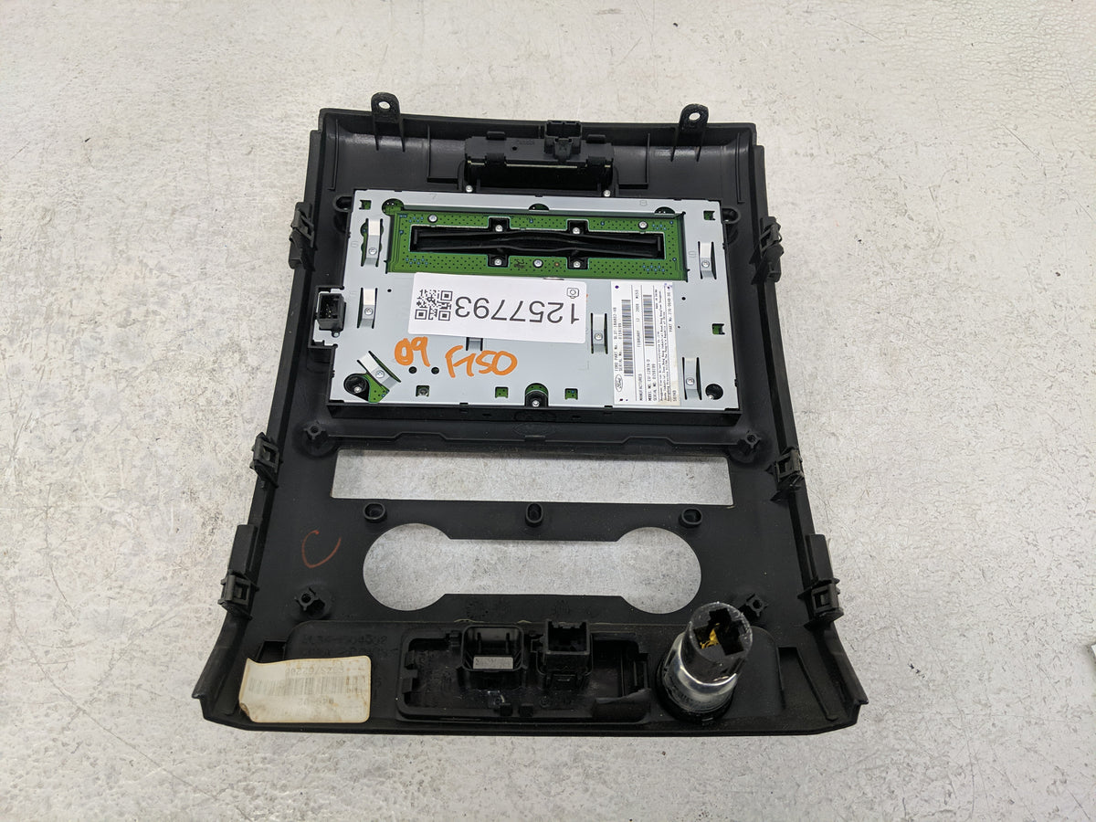 2009 Ford F-150 Radio AM FM Cd Player Receiver Replacement P/N:9L3T18A802-HB Fits OEM Used Auto Parts - Oemusedautoparts1.co