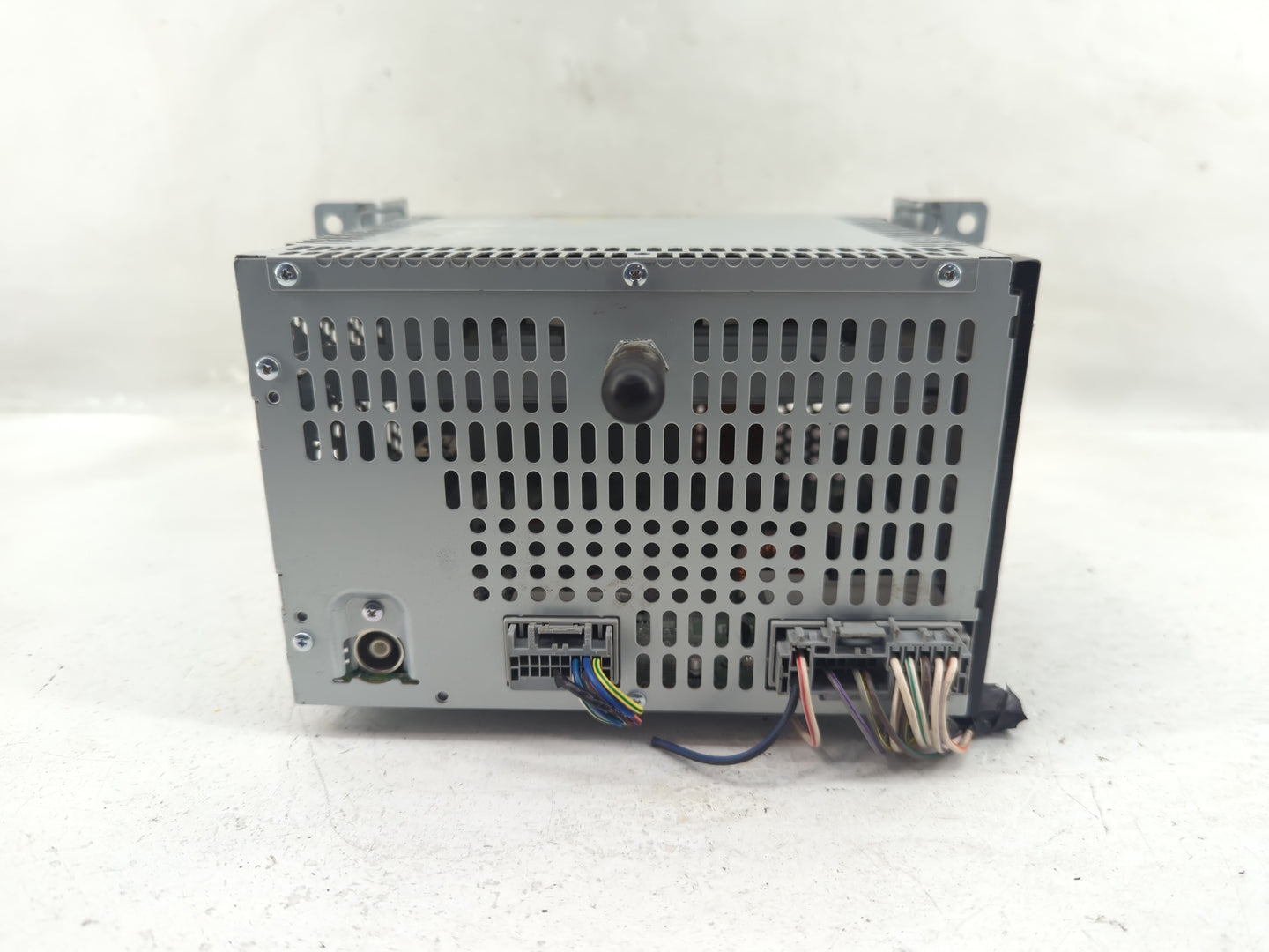 2009 Ford F-150 Radio AM FM Cd Player Receiver Replacement P/N:9L3T-18C869-CA Fits OEM Used Auto Parts - Oemusedautoparts1.c