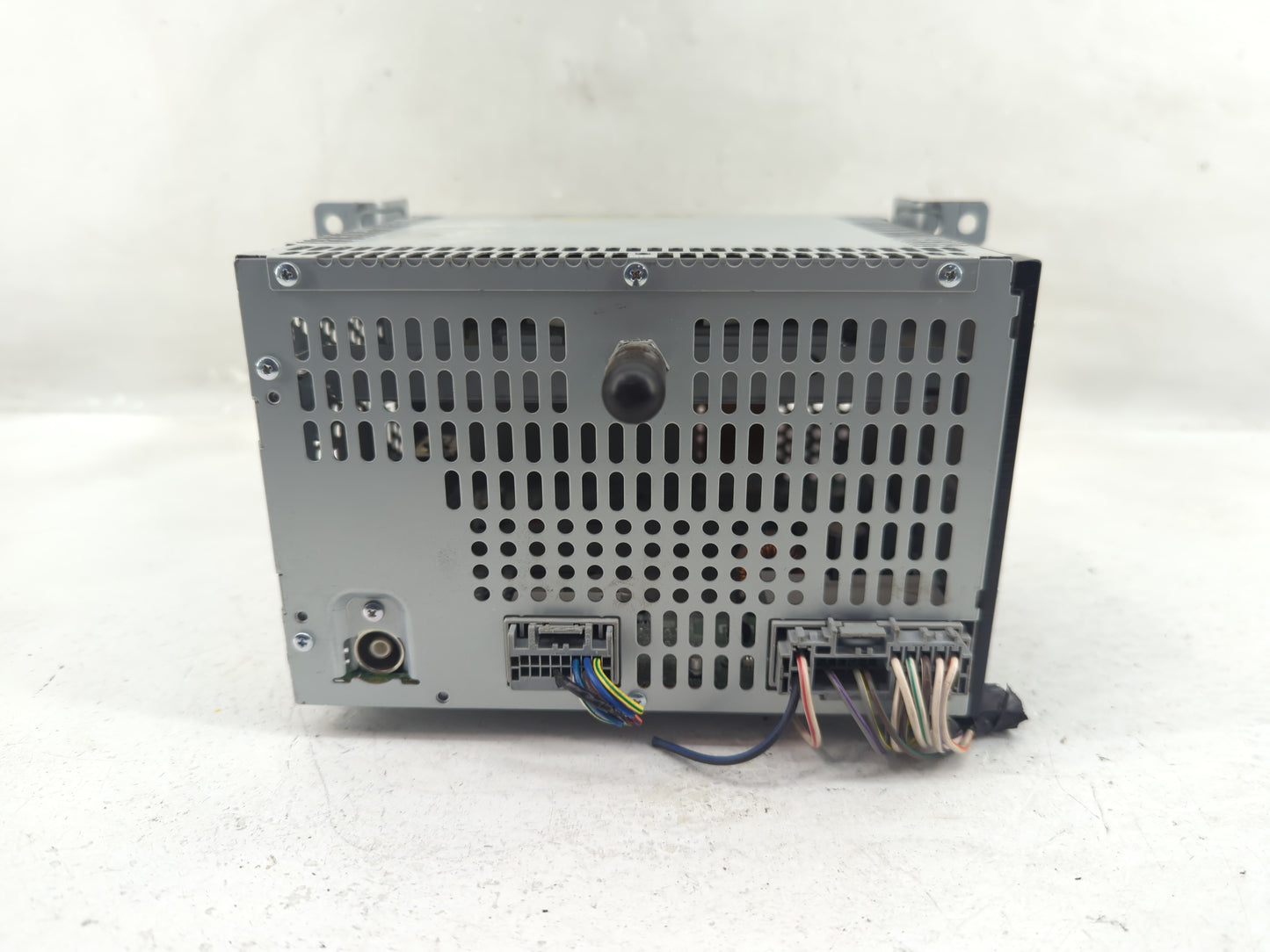 2009 Ford F-150 Radio AM FM Cd Player Receiver Replacement P/N:9L3T-18C869-CA Fits OEM Used Auto Parts - Oemusedautoparts1.c