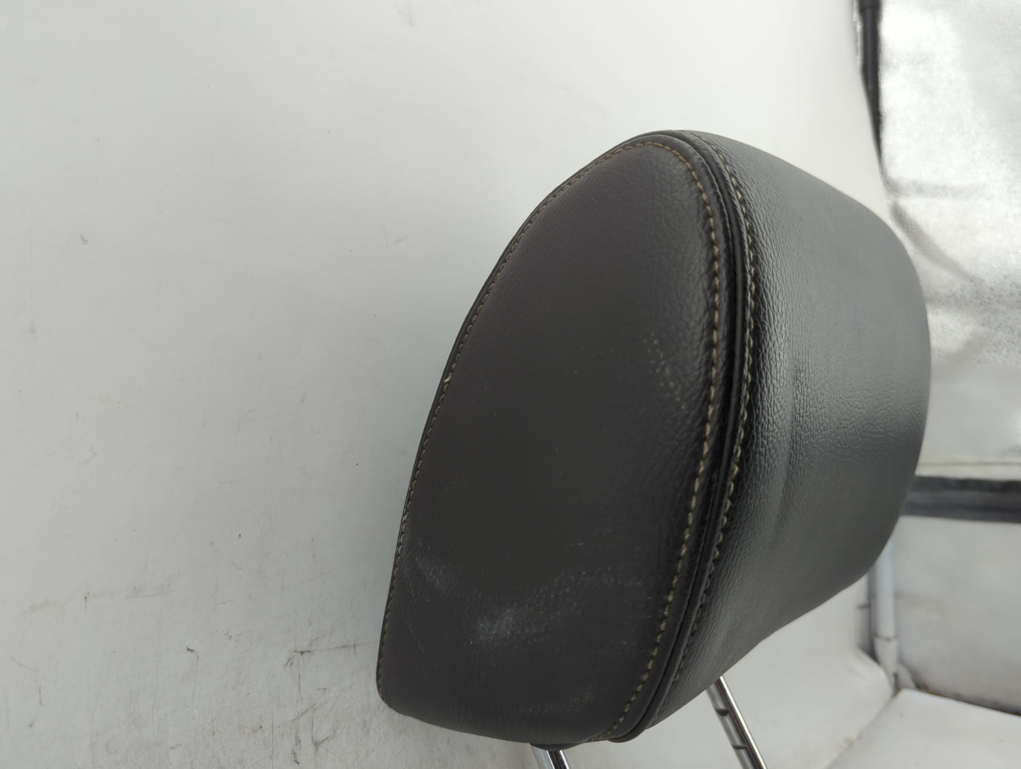 2009-2010 Ford F-150 Headrest Head Rest Front Driver Passenger Seat - Oemusedautoparts1.com