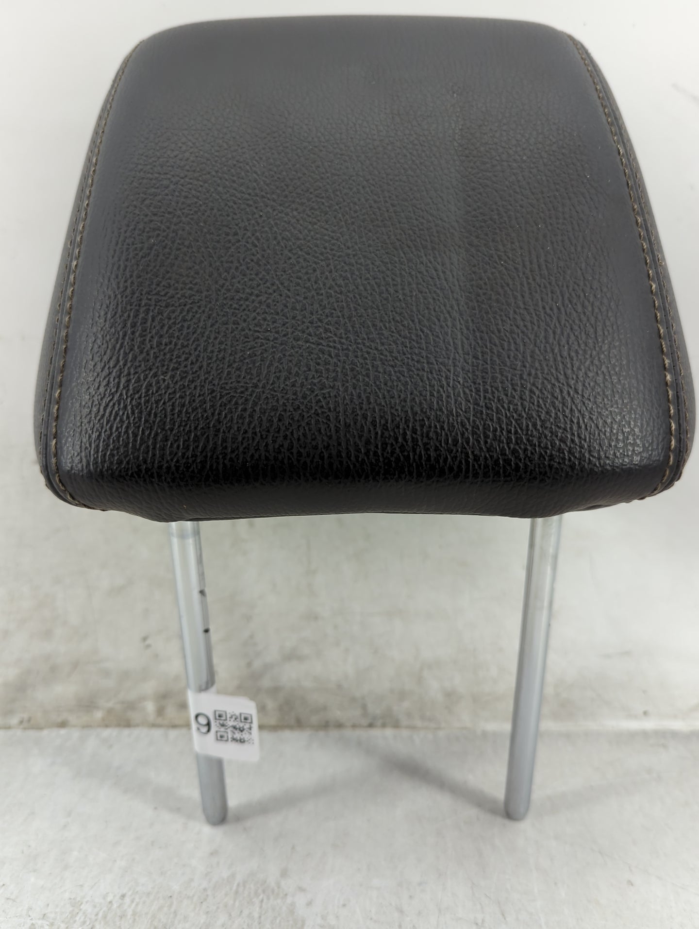 Ford F-150 Headrest Head Rest Front Driver Passenger Seat Black - Oemusedautoparts1.com