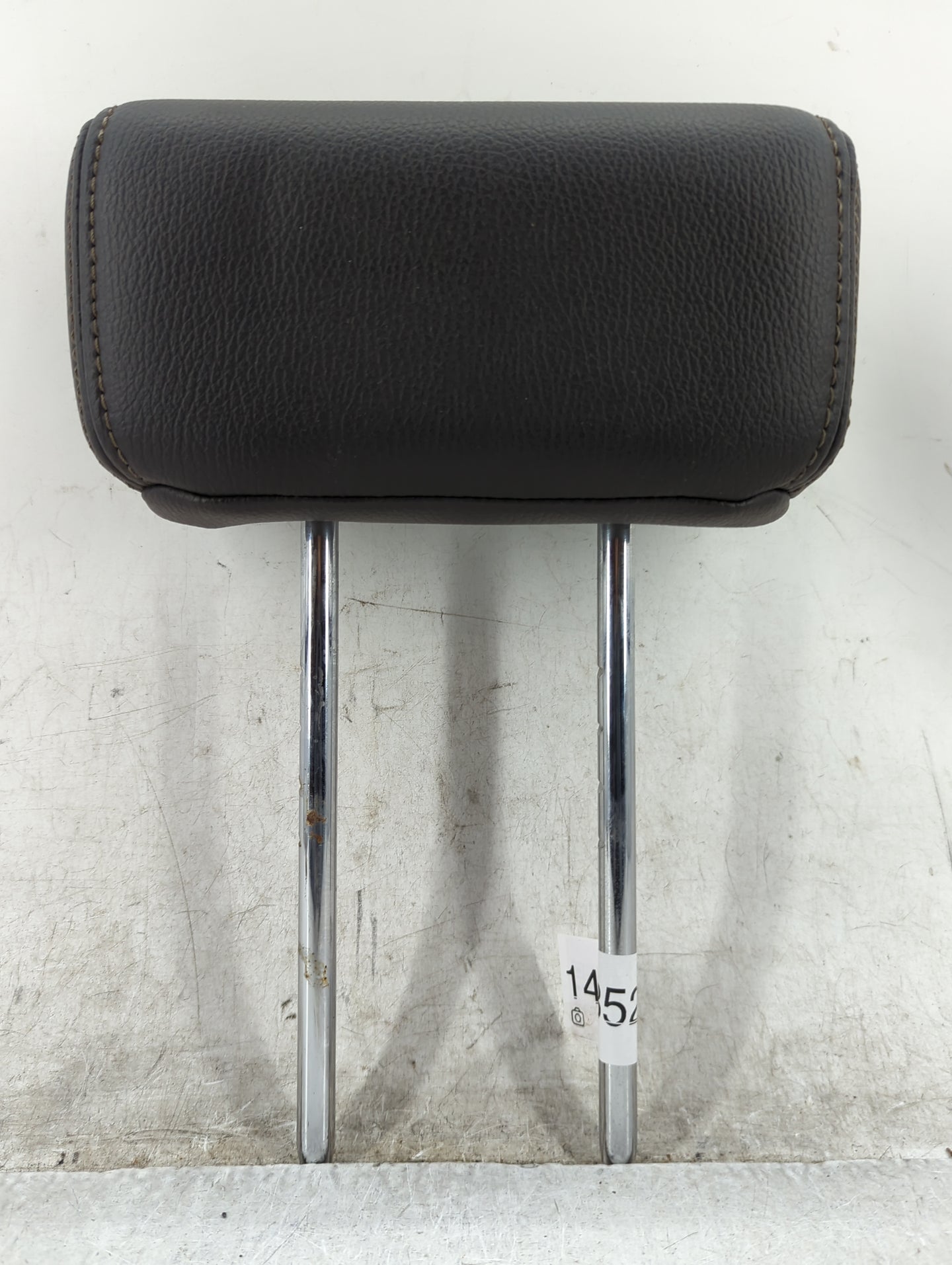 2009-2010 Ford F-150 Headrest Head Rest Rear Seat Fits Fits 2009 2010 OEM Used Auto Parts - Oemusedautoparts1.com