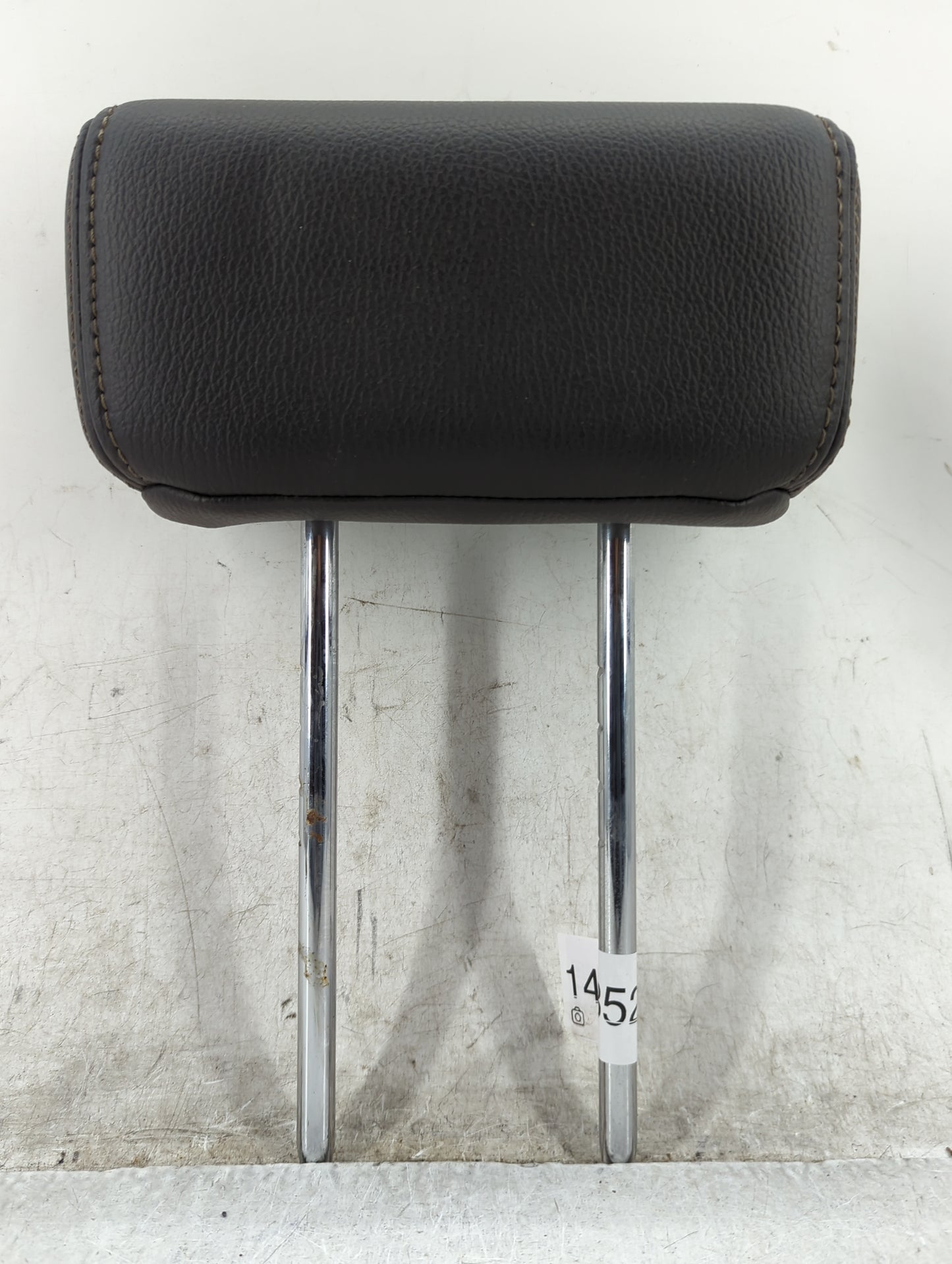 2009-2010 Ford F-150 Headrest Head Rest Rear Seat Fits Fits 2009 2010 OEM Used Auto Parts - Oemusedautoparts1.com