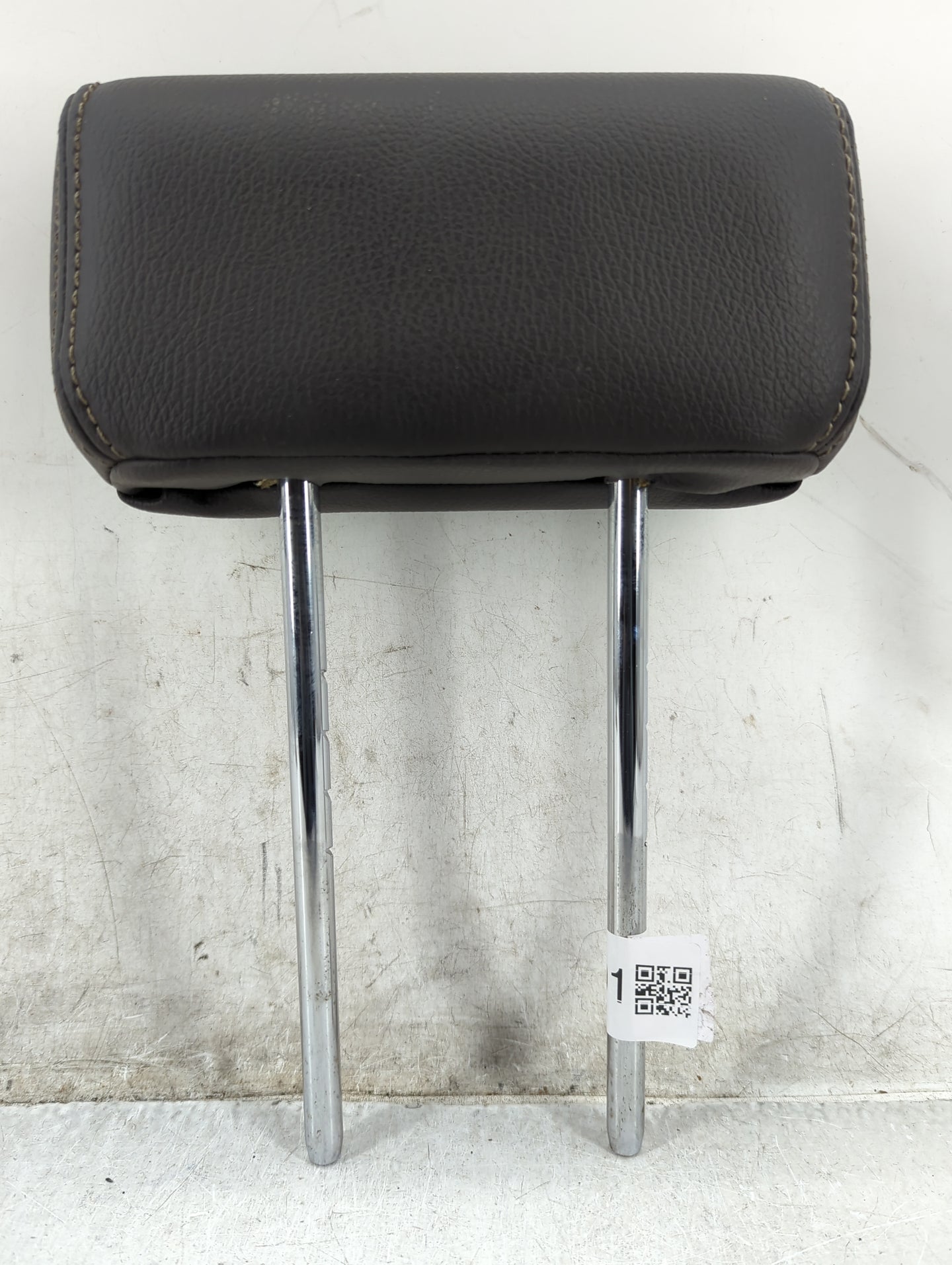 2009-2010 Ford F-150 Headrest Head Rest Rear Seat Fits Fits 2009 2010 OEM Used Auto Parts - Oemusedautoparts1.com