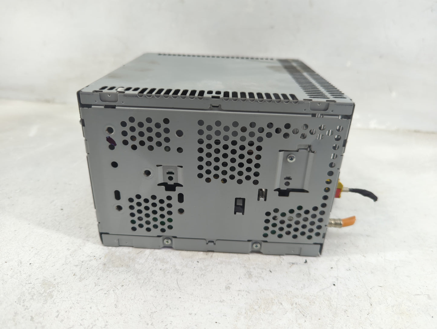 2009-2010 Ford F-150 Radio AM FM Cd Player Receiver Replacement P/N:AL3T-19C157-AH Fits Fits 2009 2010 OEM Used Auto Parts -