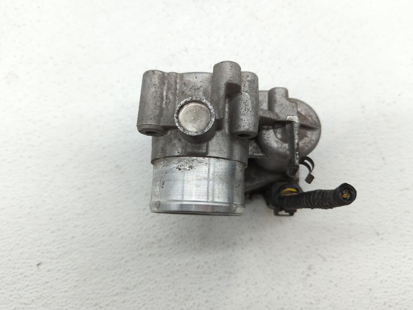 2007-2010 Ford F-150 Throttle Body P/N:7T4E-9F991-CA 7T4E-9F991-FA Fits Fits 2007 2008 2009 2010 2011 2012 2013 2014 OEM Use