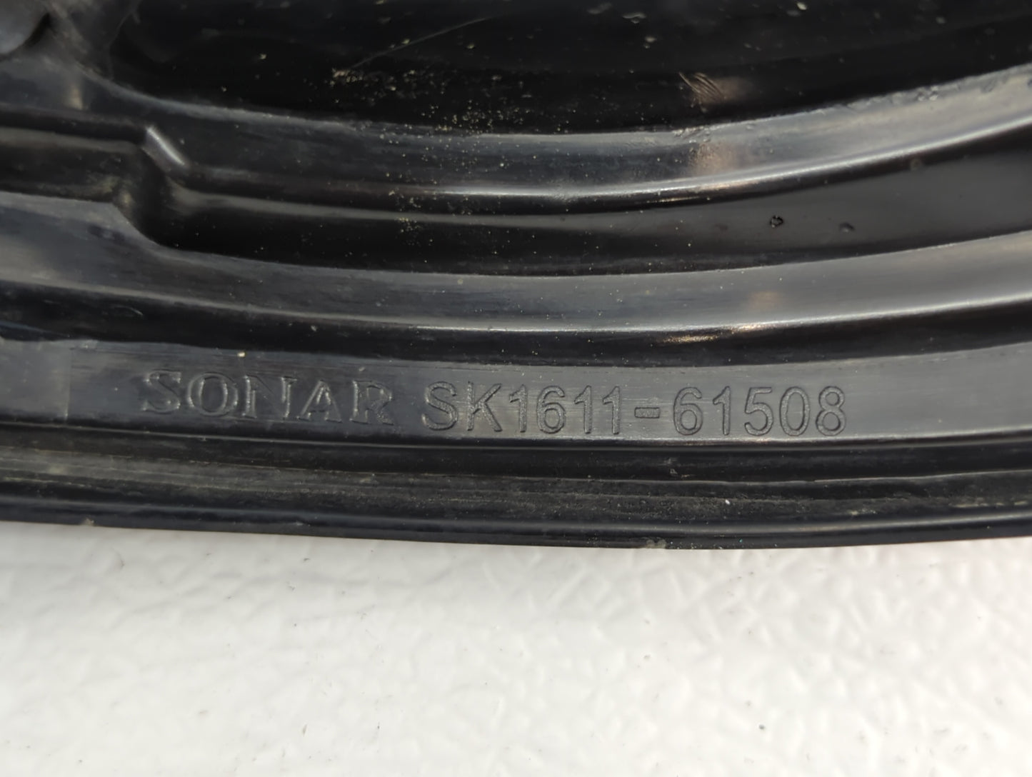 2004-2009 Ford F-150 Tail Light Assembly Driver Left OEM P/N:SK1611-61508 Fits Fits 2004 2005 2006 2007 2008 2009 OEM Used A