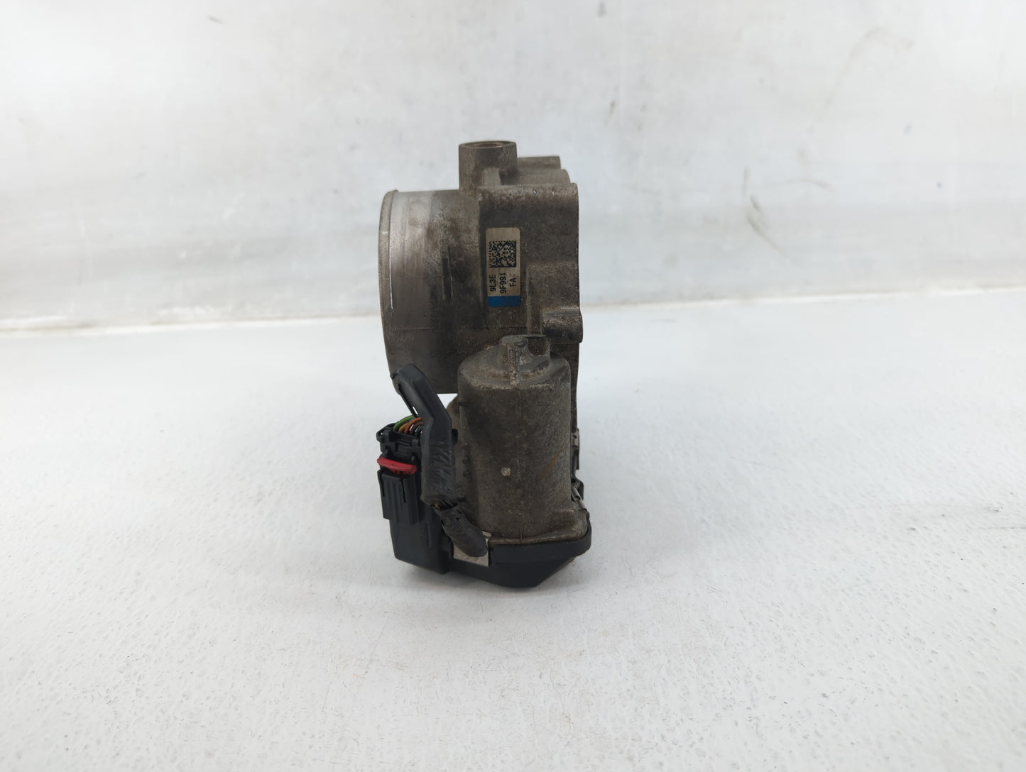 2009-2010 Ford F-150 Throttle Body P/N:9L3E-9F9991-FA Fits Fits 2009 2010 OEM Used Auto Parts - Oemusedautoparts1.com