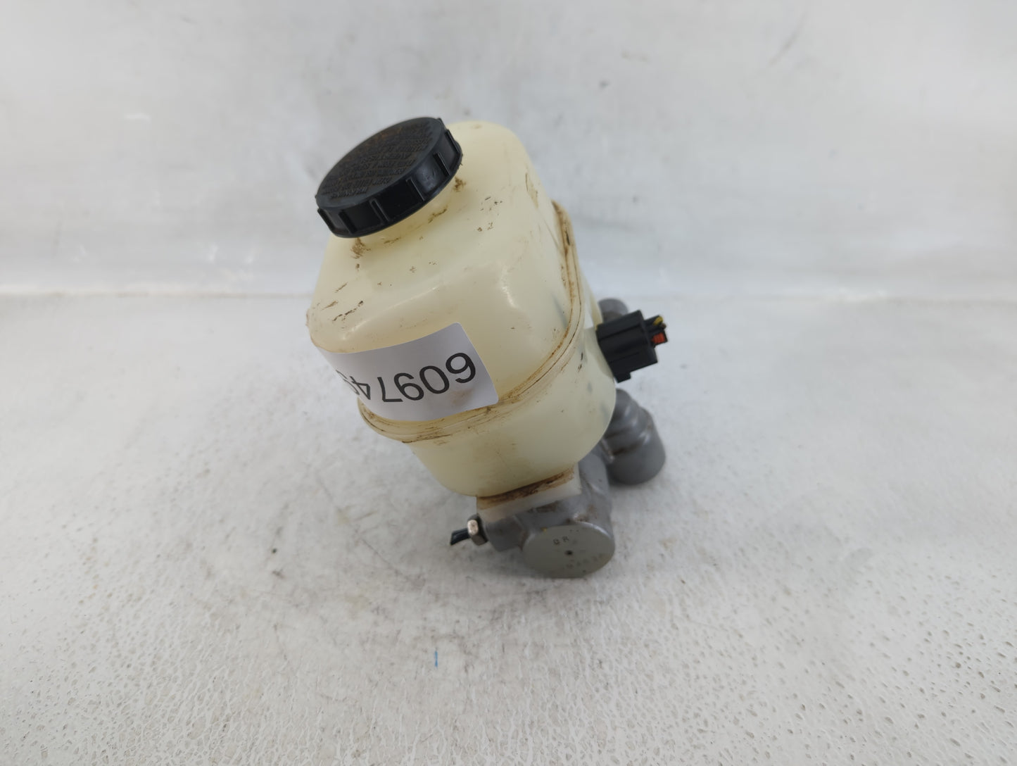 2009-2009 Ford F-150 Brake Master Cylinder - Oemusedautoparts1.com