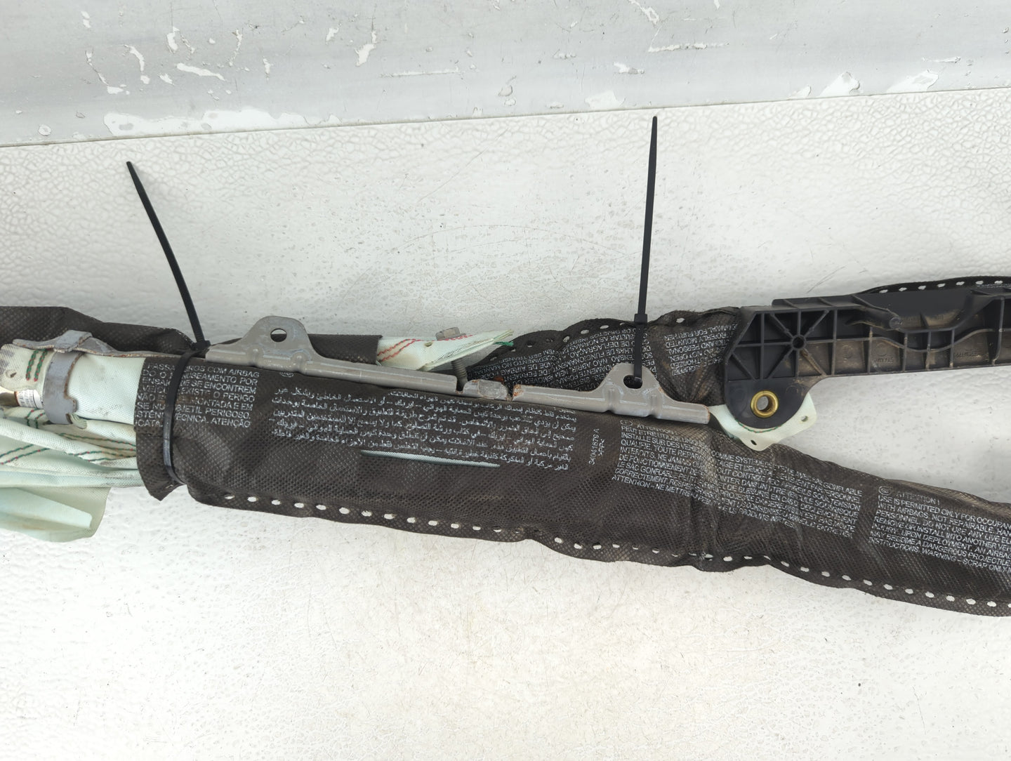 2009 Ford F-150 Air Bag Driver Left Steering Wheel Mounted P/N:92220645 Fits OEM Used Auto Parts - Oemusedautoparts1.com