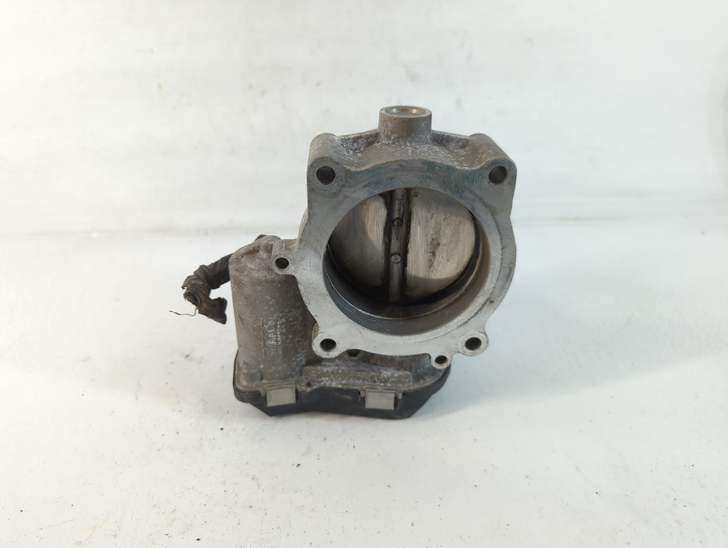 2009-2010 Ford F-150 Throttle Body P/N:9L3E-9F991-FA Fits Fits 2009 2010 OEM Used Auto Parts - Oemusedautoparts1.com