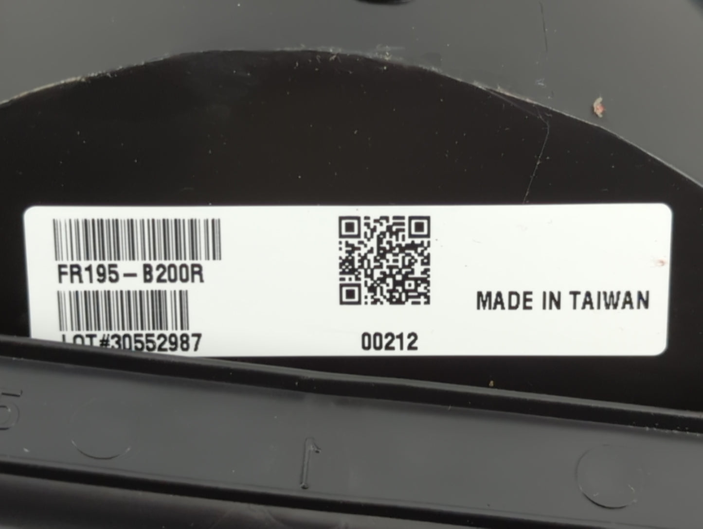 2009 Ford F-150 Tail Light Assembly Passenger Right OEM P/N:30552987 FR195-B200R Fits OEM Used Auto Parts - Oemusedautoparts