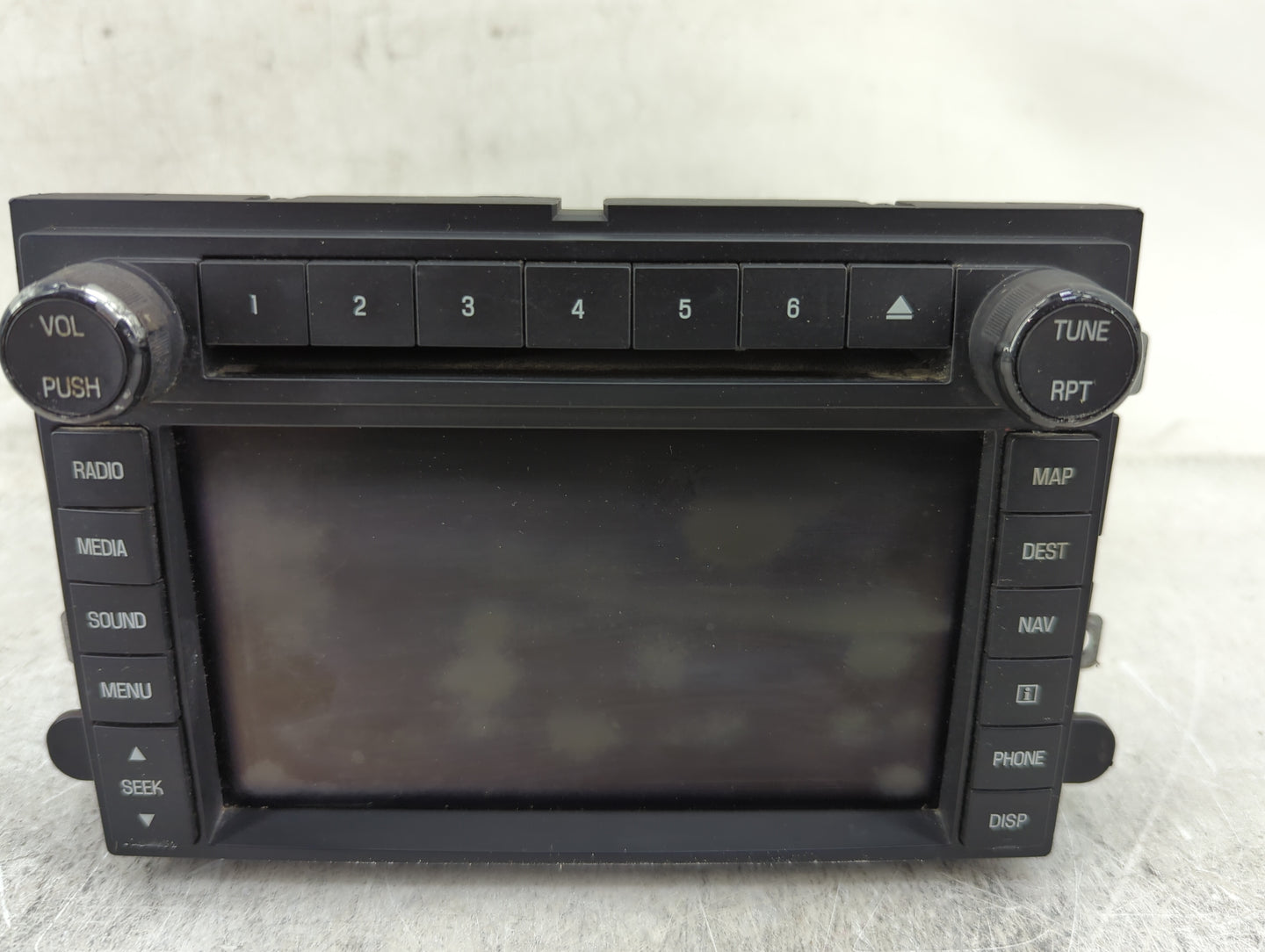 2009-2010 Ford F-250 Super Duty Radio AM FM Cd Player Receiver Replacement Fits Fits 2009 2010 OEM Used Auto Parts - Oemused