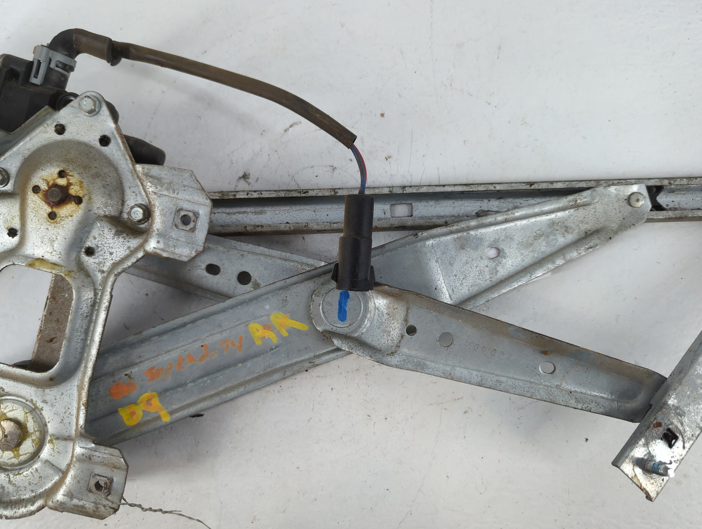 1999-2012 Ford F-250 Super Duty Window Regulator Right Passenger Rear - Oemusedautoparts1.com