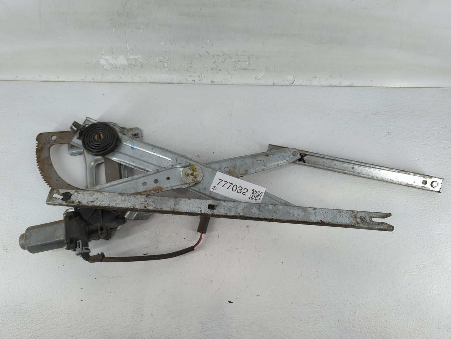 1999-2012 Ford F-250 Super Duty Window Regulator Right Passenger Rear - Oemusedautoparts1.com