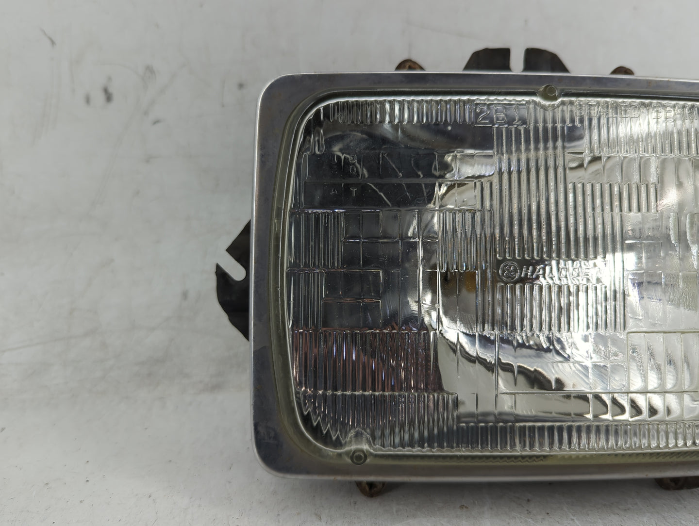 2005 Ford F-350 Super Duty Driver Left Oem Head Light Headlight Lamp - Oemusedautoparts1.com