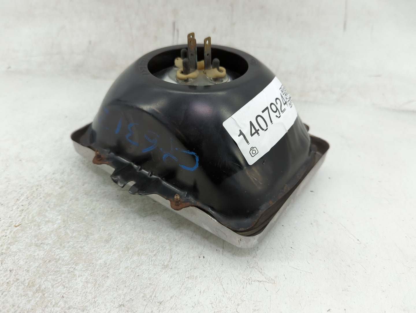 2005 Ford F-350 Super Duty Driver Left Oem Head Light Headlight Lamp - Oemusedautoparts1.com