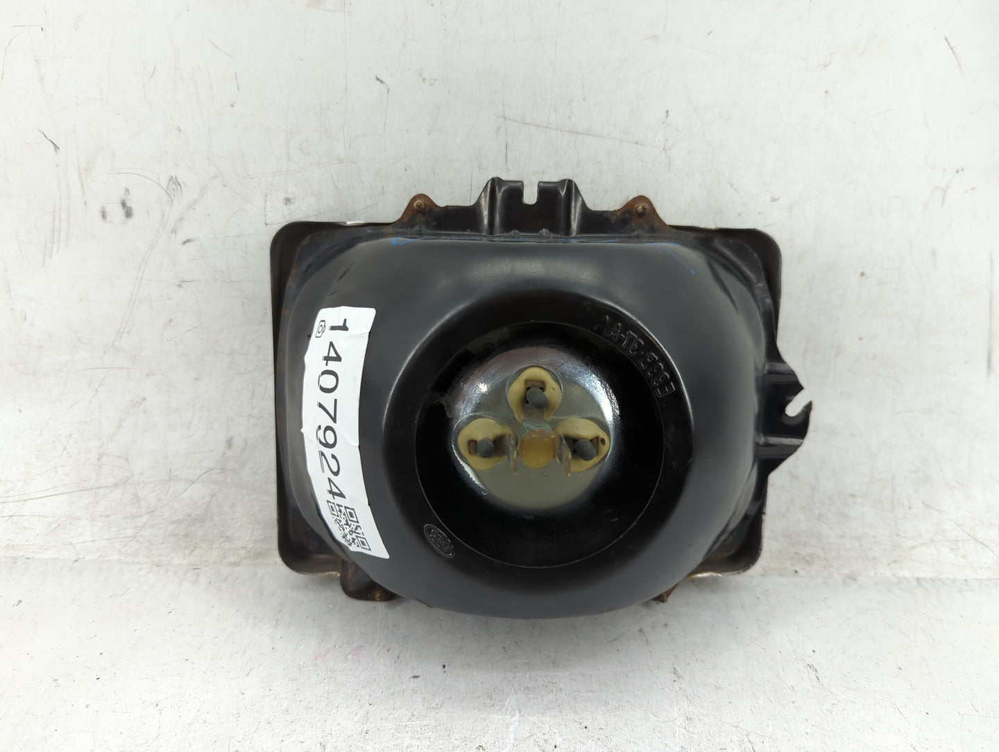 2005 Ford F-350 Super Duty Driver Left Oem Head Light Headlight Lamp - Oemusedautoparts1.com