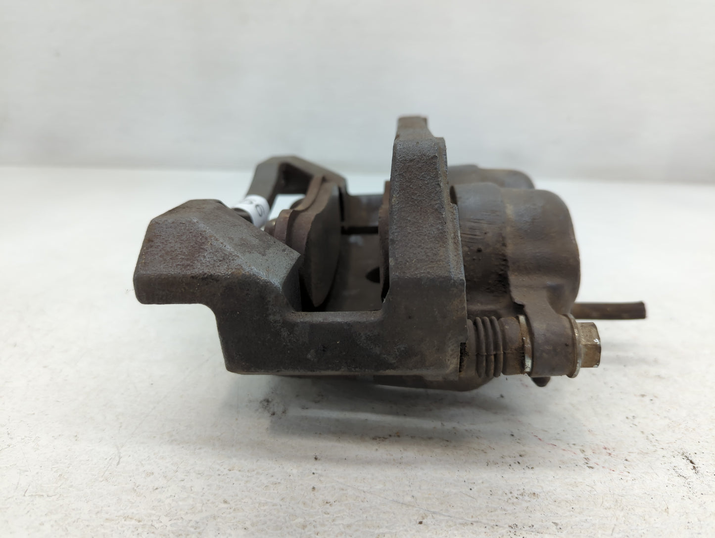 2008-2012 Ford F-350 Super Duty Front Driver Left Brake Caliper - Oemusedautoparts1.com