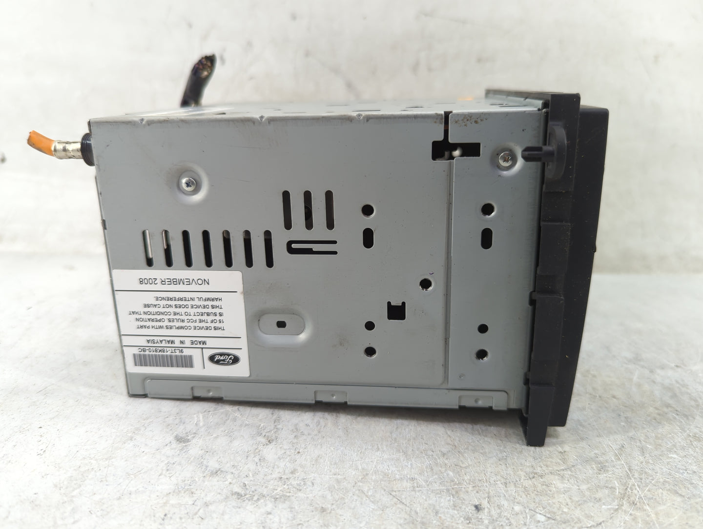2009 Ford F150 Radio AM FM Cd Player Receiver Replacement P/N:9L3T-18K810-BC Fits Fits 2010 OEM Used Auto Parts - Oemusedaut