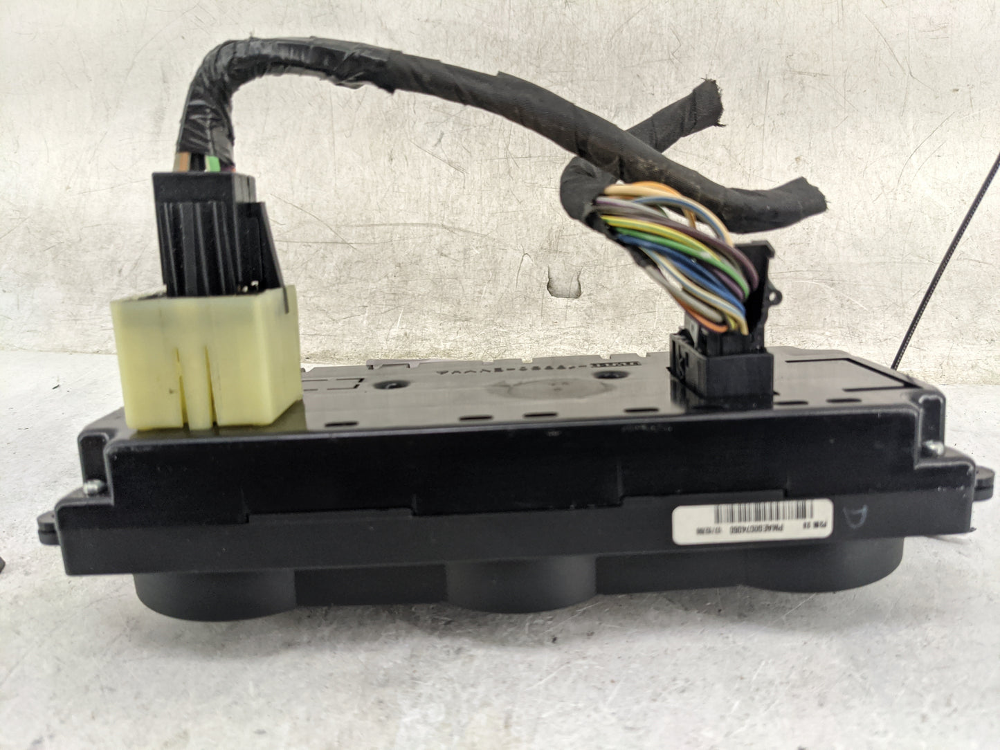 2009 Ford F150 Climate Control Module Temperature AC/Heater Replacement P/N:PM4E00D74D50 Fits OEM Used Auto Parts - Oemuseda