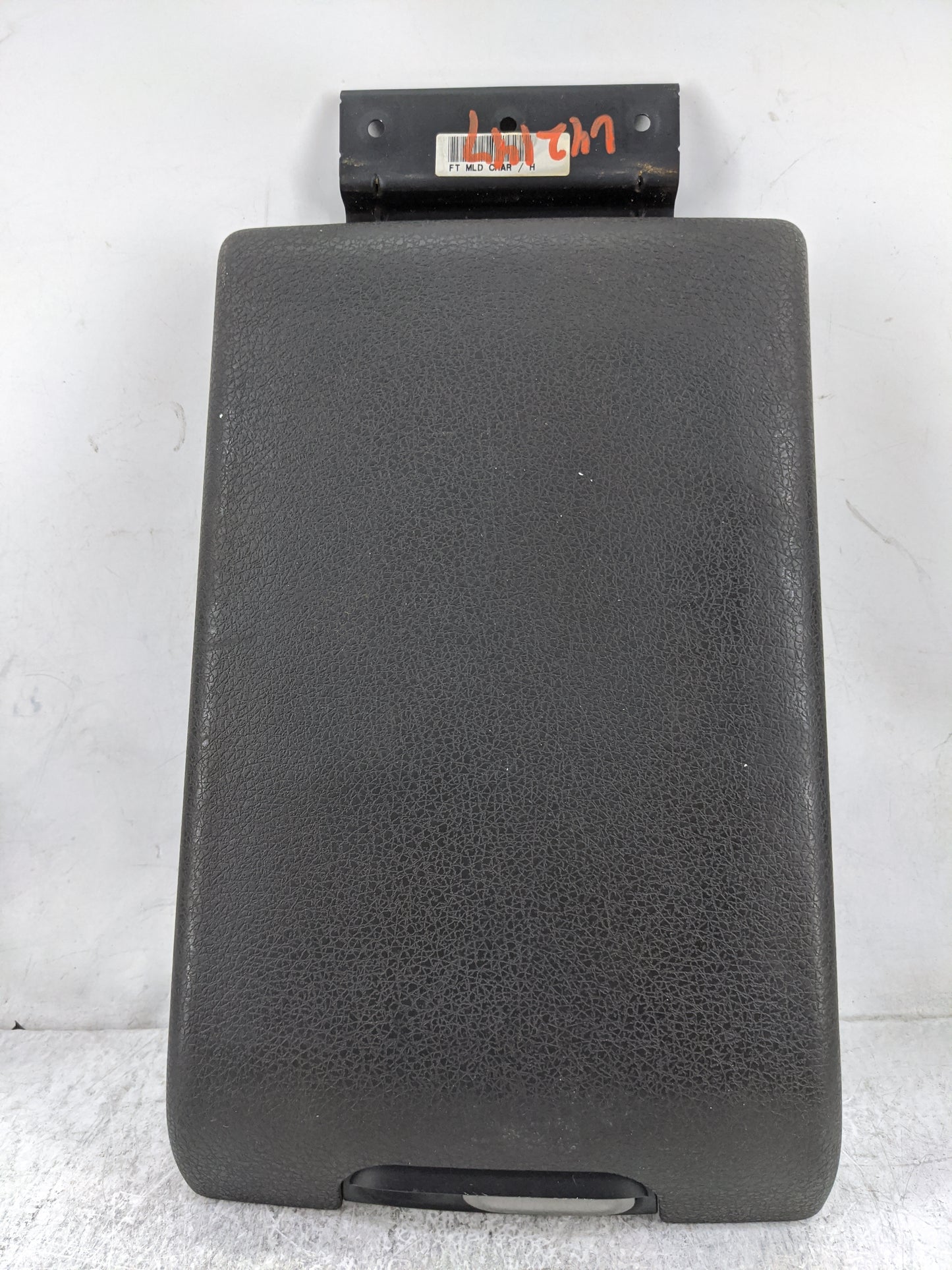 2009 Ford F150 Center Console Armrest Cover Lid Fits OEM Used Auto Parts - Oemusedautoparts1.com