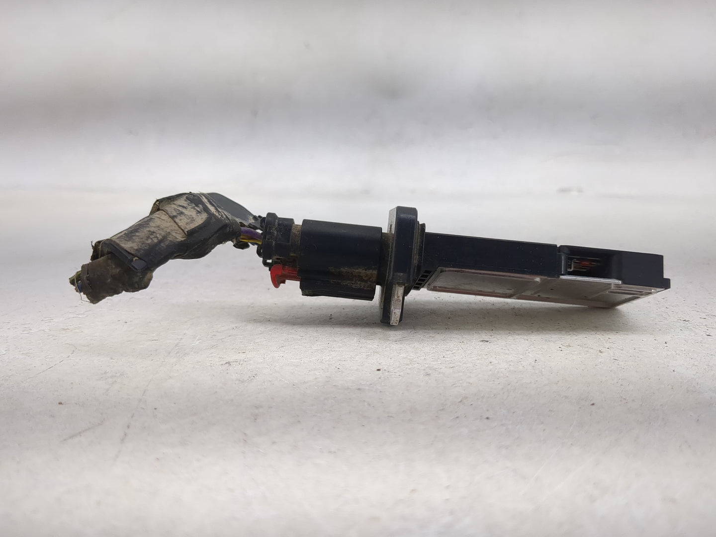 Ford F150 Mass Air Flow Meter Maf 1485567 - Oemusedautoparts1.com