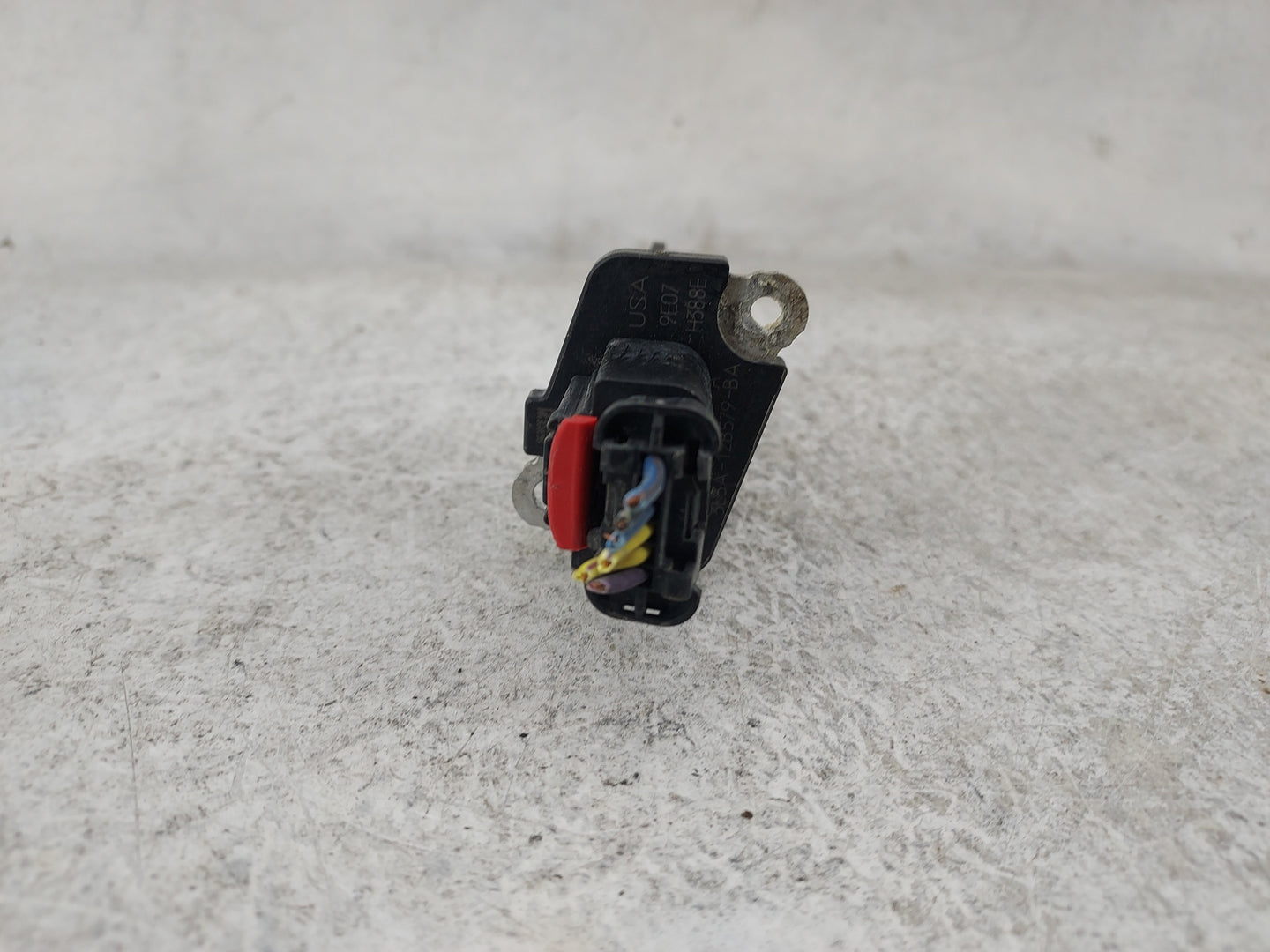 Ford F150 Mass Air Flow Meter Maf 1485922 - Oemusedautoparts1.com