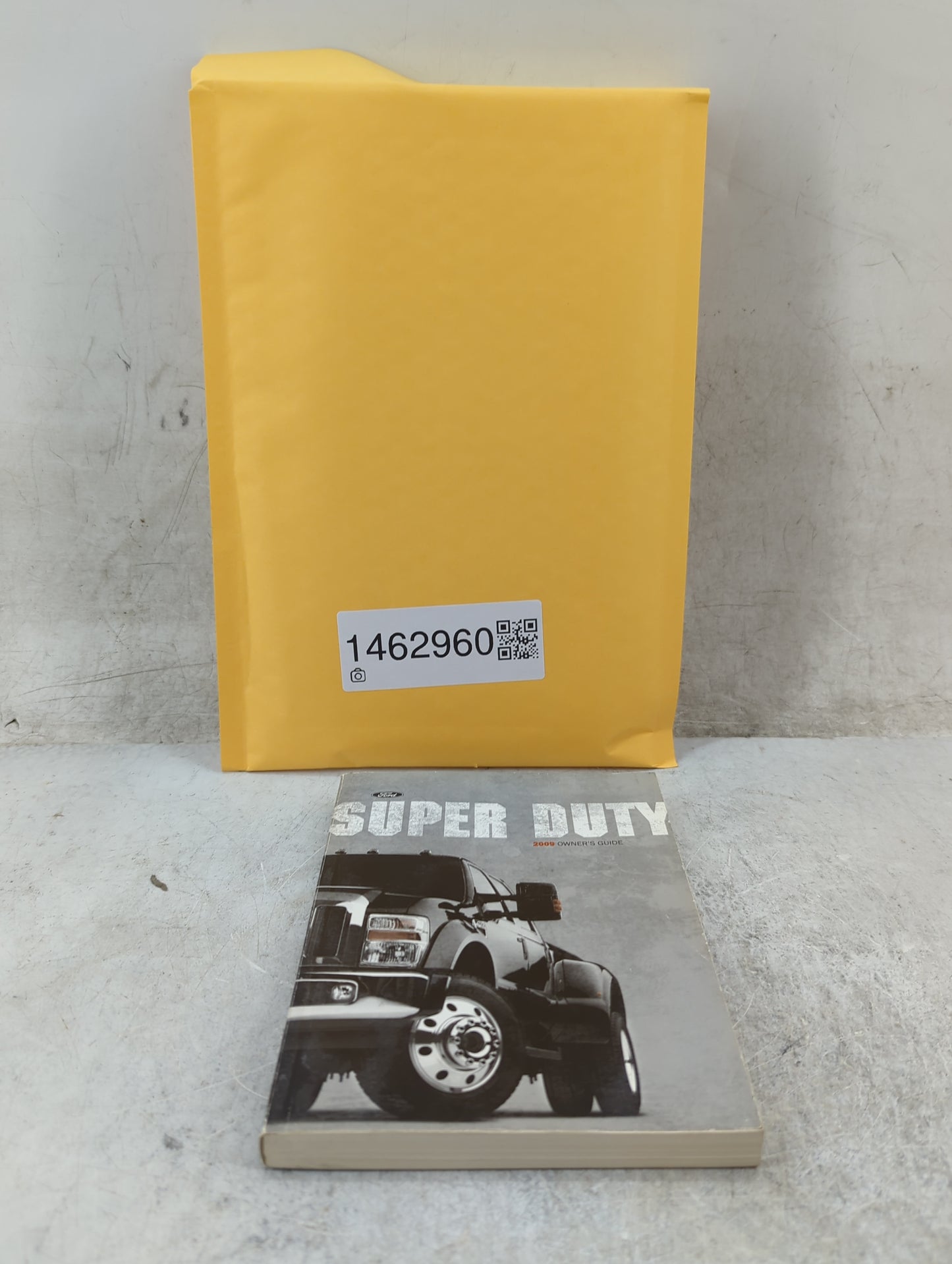 2009 Ford F350sd Owners Manual Book Guide P/N:9C3J19A321AB OEM Used Auto Parts - Oemusedautoparts1.com