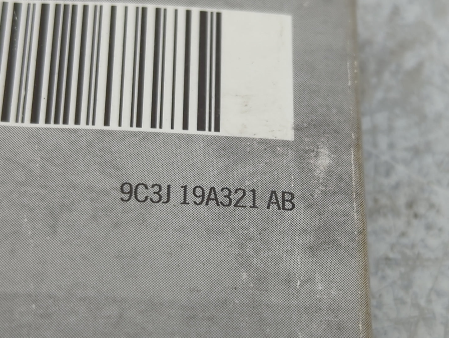 2009 Ford F350sd Owners Manual Book Guide P/N:9C3J19A321AB OEM Used Auto Parts - Oemusedautoparts1.com