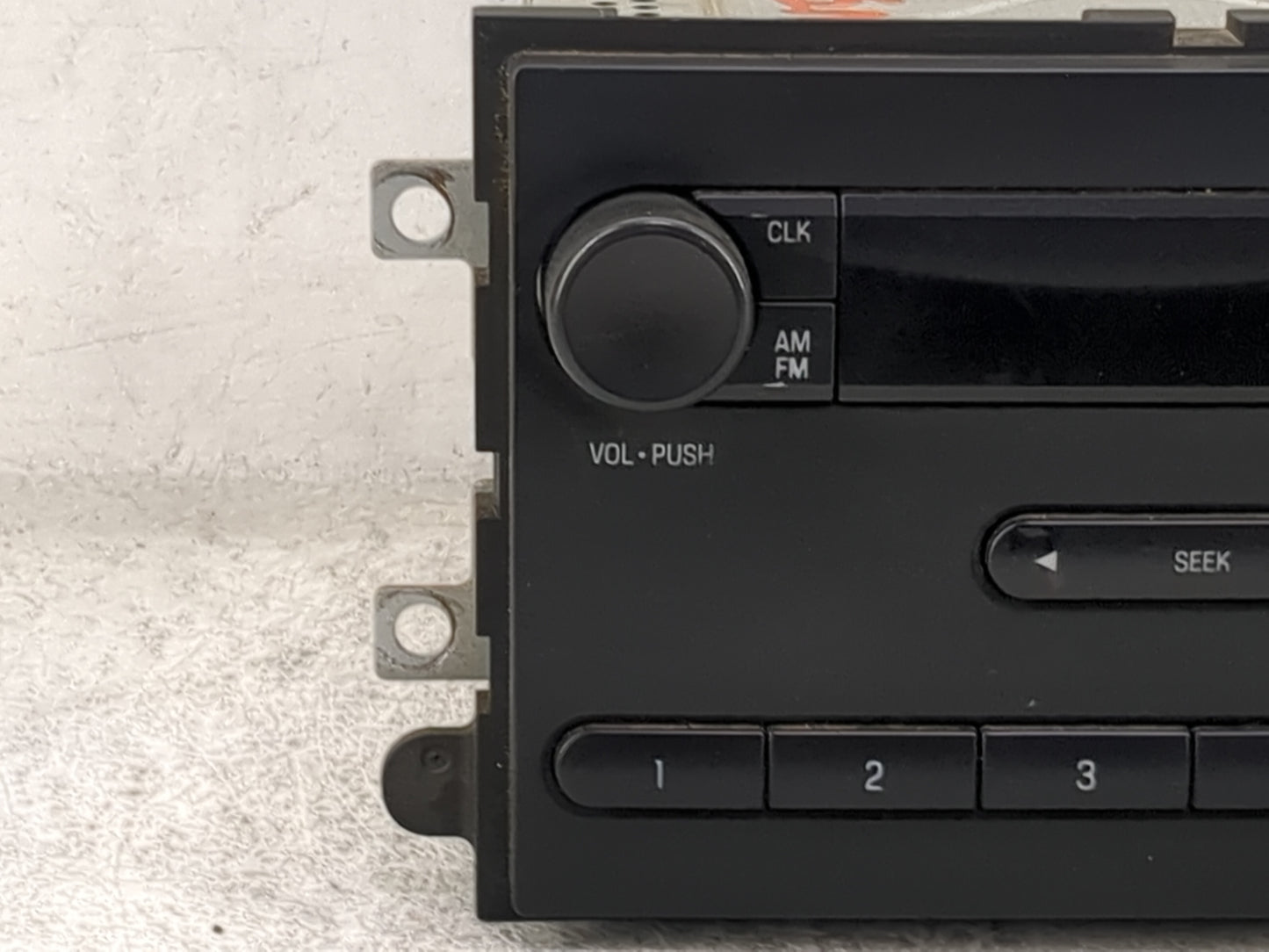 2009 Ford F350sd Radio AM FM Cd Player Receiver Replacement P/N:8C3T-18K810-AB Fits Fits 2008 OEM Used Auto Parts - Oemuseda