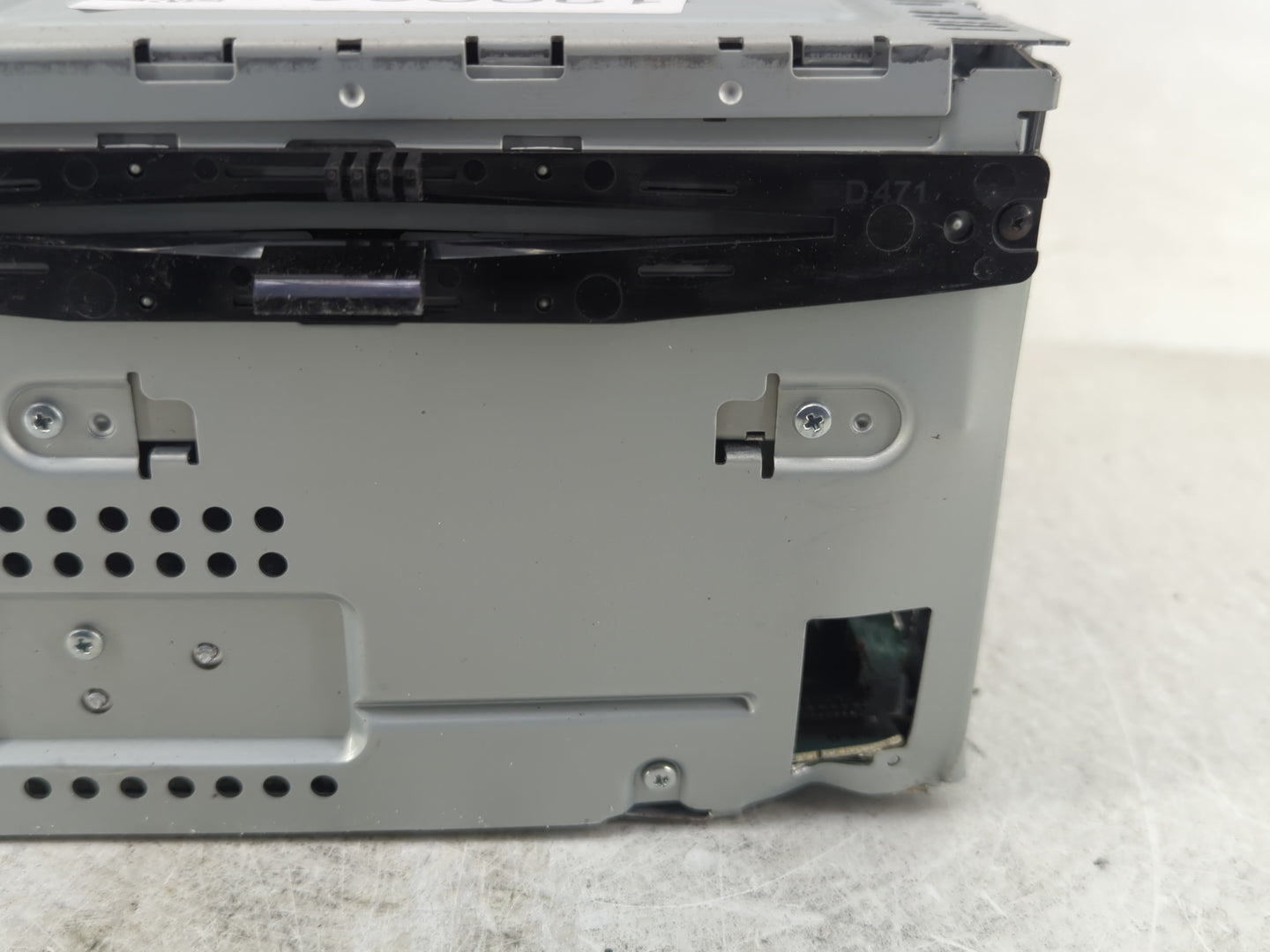 2009 Ford Flex Radio AM FM Cd Player Receiver Replacement P/N:8A8T-19C159-AK Fits OEM Used Auto Parts - Oemusedautoparts1.co